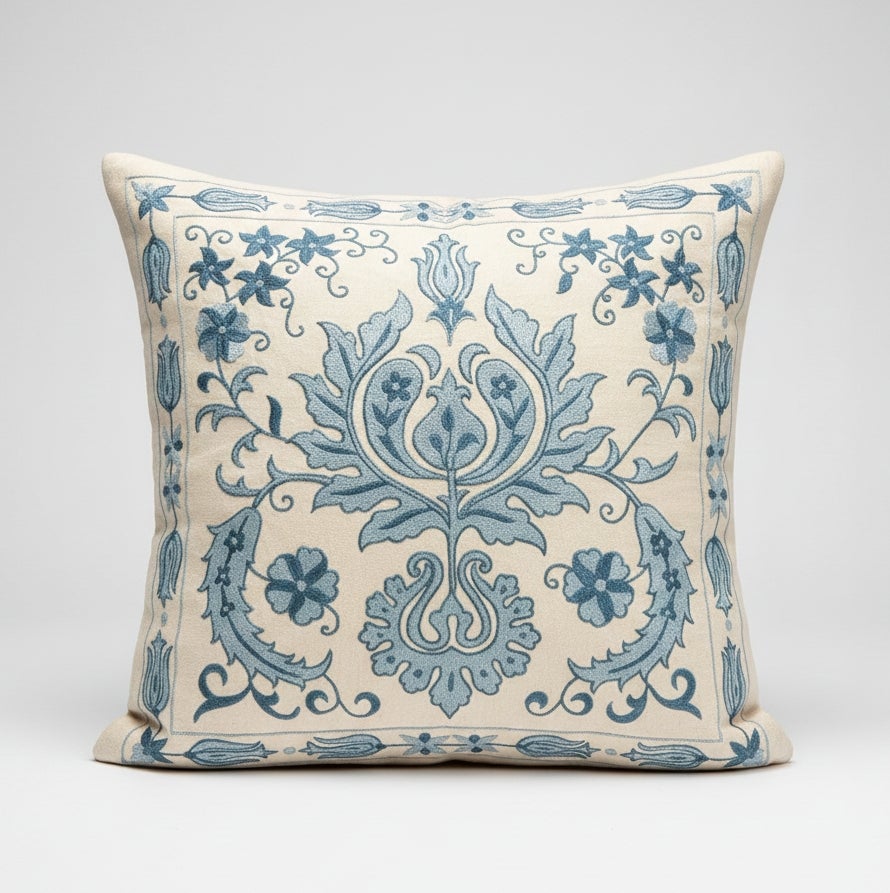 20 "x20" Housse de coussin 100% soie. Taie d
oreiller brodée. Oreiller bleu