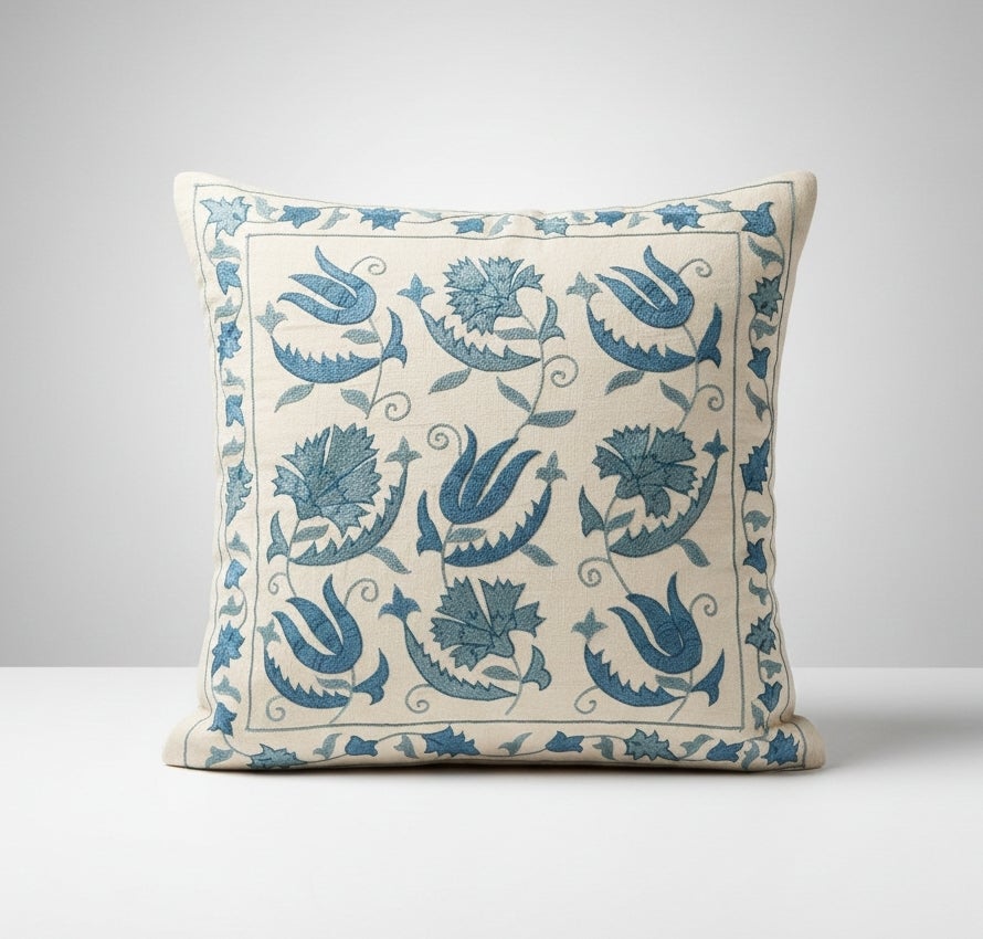 20 "x20" Housse de coussin 100% soie. Taie d
oreiller brodée à la main. Oreiller en dentelle bleue