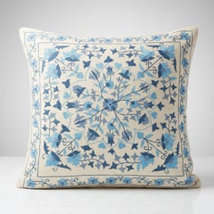Funda de cojín totalmente de seda de 20 "x20". Almohada de encaje de color azul. Cojín Bordado