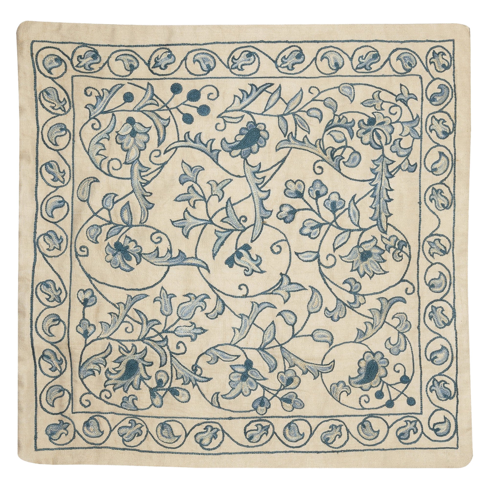Cuscino da 20 "x20" ricamato in 100% seta. Copricuscino di lusso. Cuscino da lancio fatto a mano