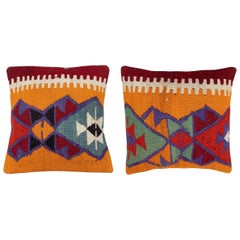 20 "x20" SET DI 2 - Copricuscini Kilim tessuti a mano. Una coppia di copricuscini in pizzo