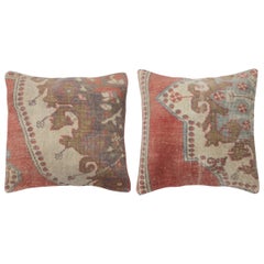 20 "x20" SET DI 2 - Copricuscini annodati a mano. Una coppia di copricuscini in pizzo