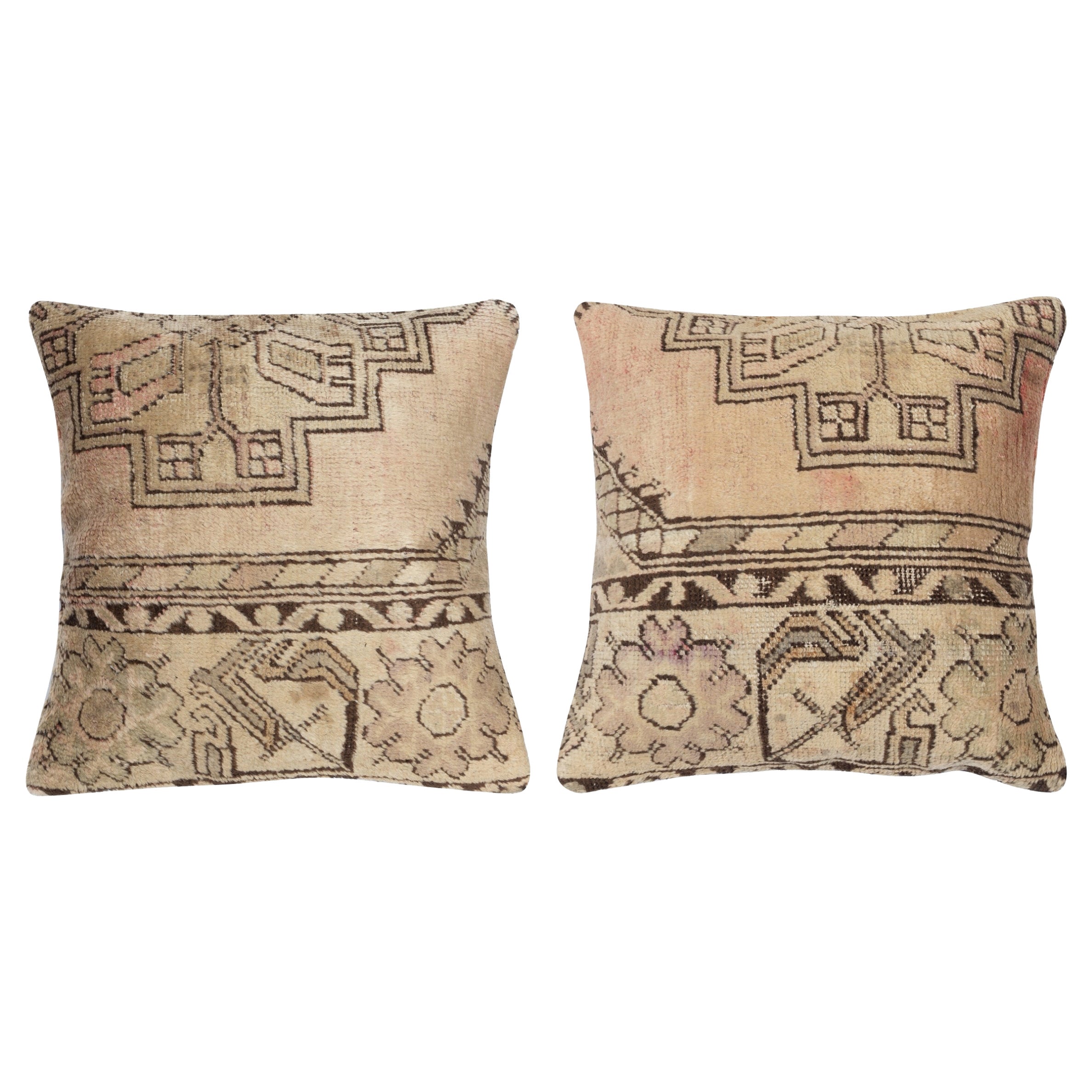 20 "x20" SET DI 2 - Copricuscini beige fatti a mano. Una coppia di copricuscini in pizzo