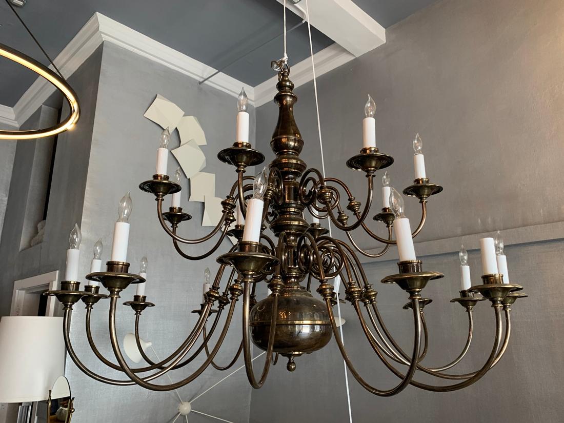 Mid-Century Modern 21-Arm Solid Brass Chandelier by Feldman, circa 1980s