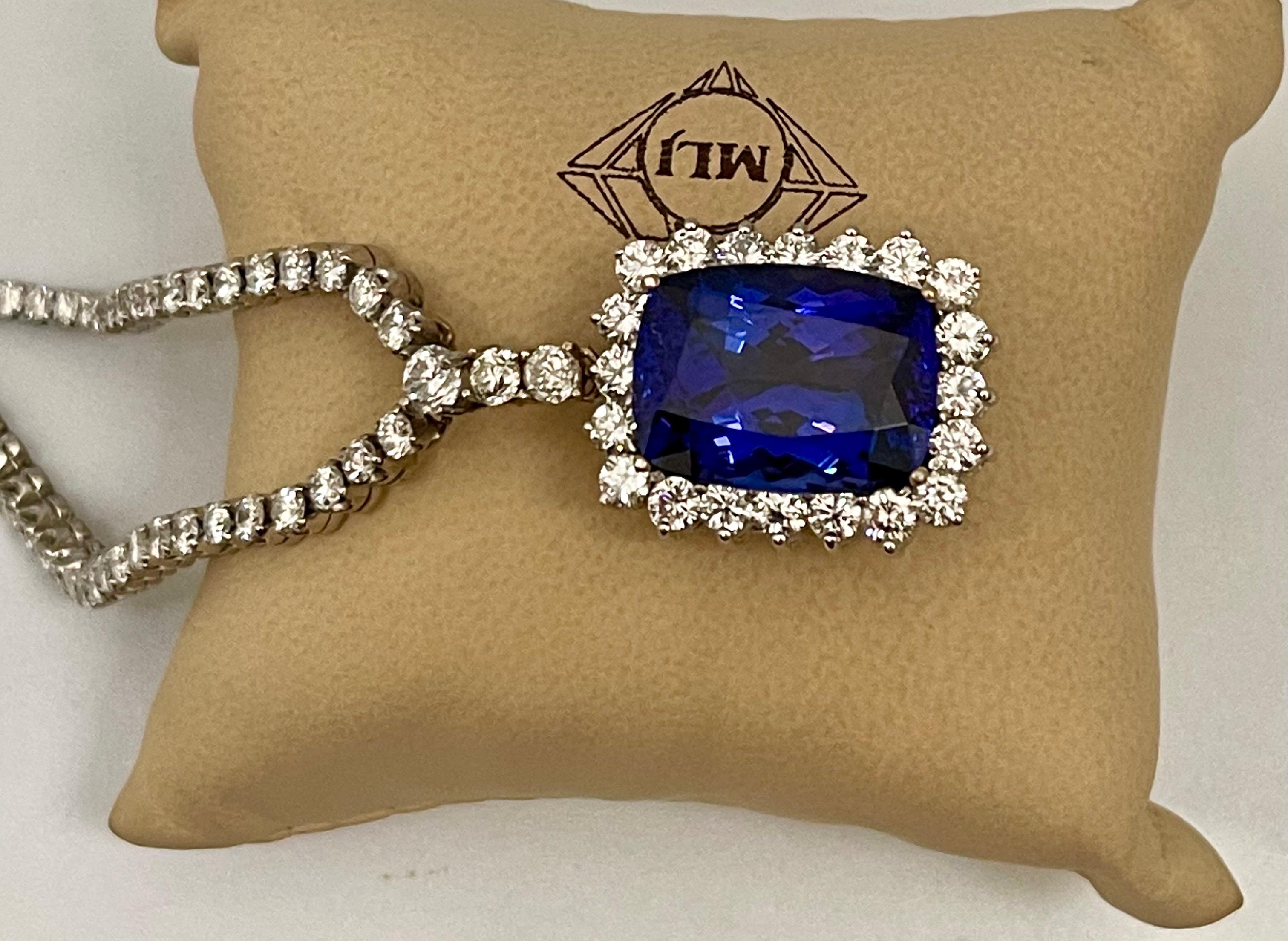 21 Carat Cushion-Cut AAA Tanzanite & 9.5 Ct Diamonds, Pendant Necklace  Estate For Sale 5