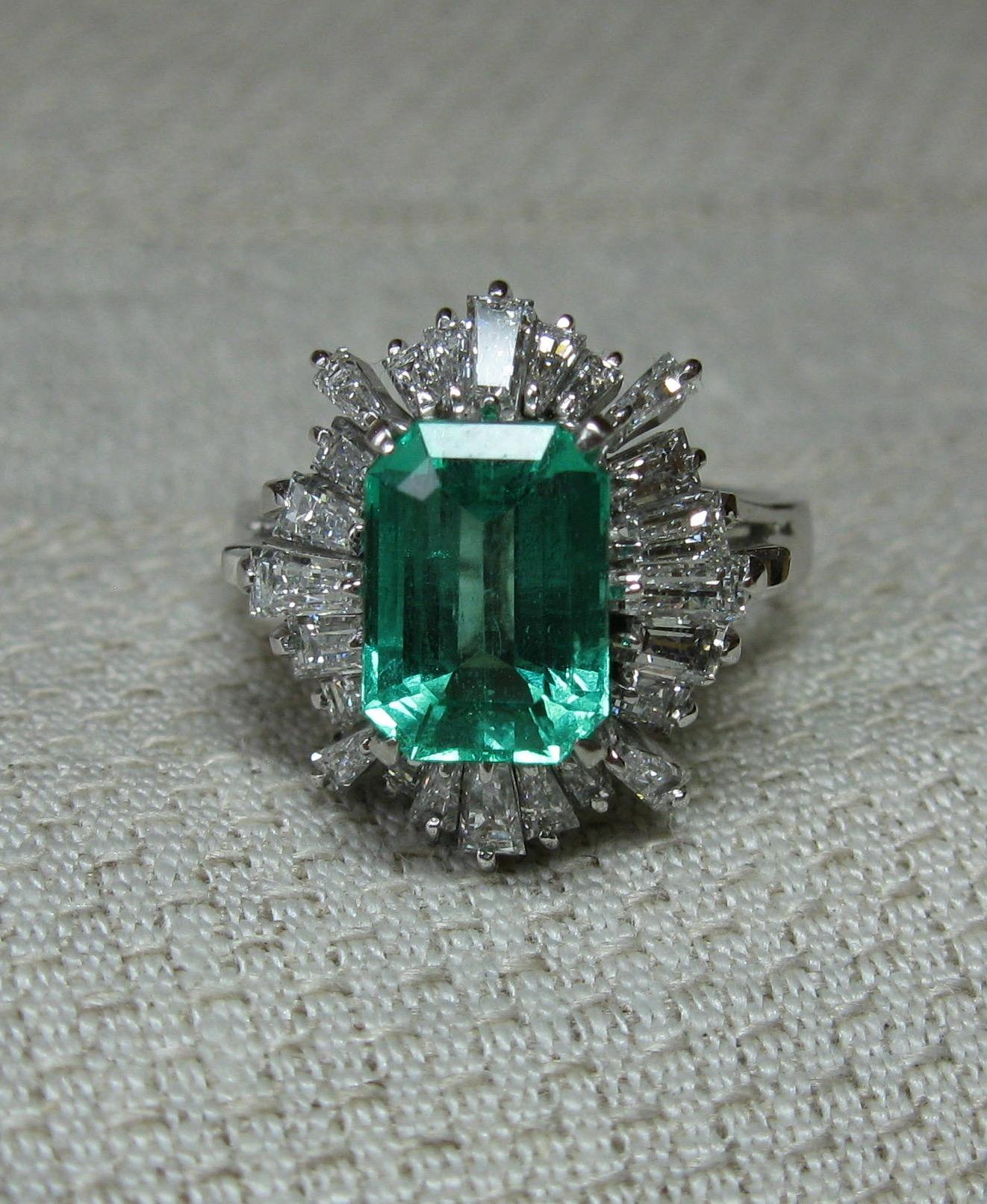 2.1 Carat Emerald Diamond Platinum Cocktail Ring For Sale 7
