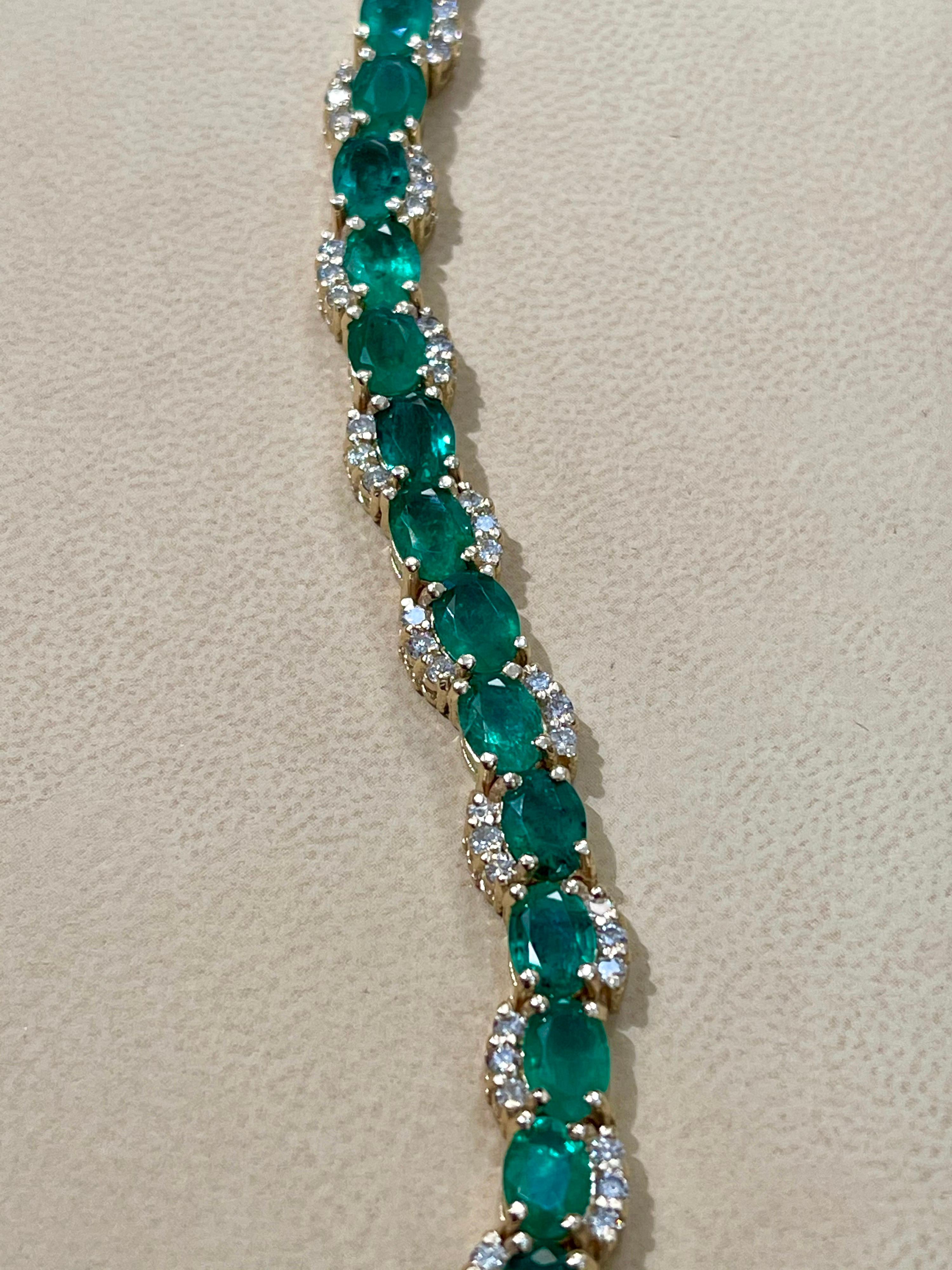 21 Carat Natural Brazil Emerald & 2.6 Ct Diamond Tennis Bracelet 14 Karat Y Gold For Sale 3