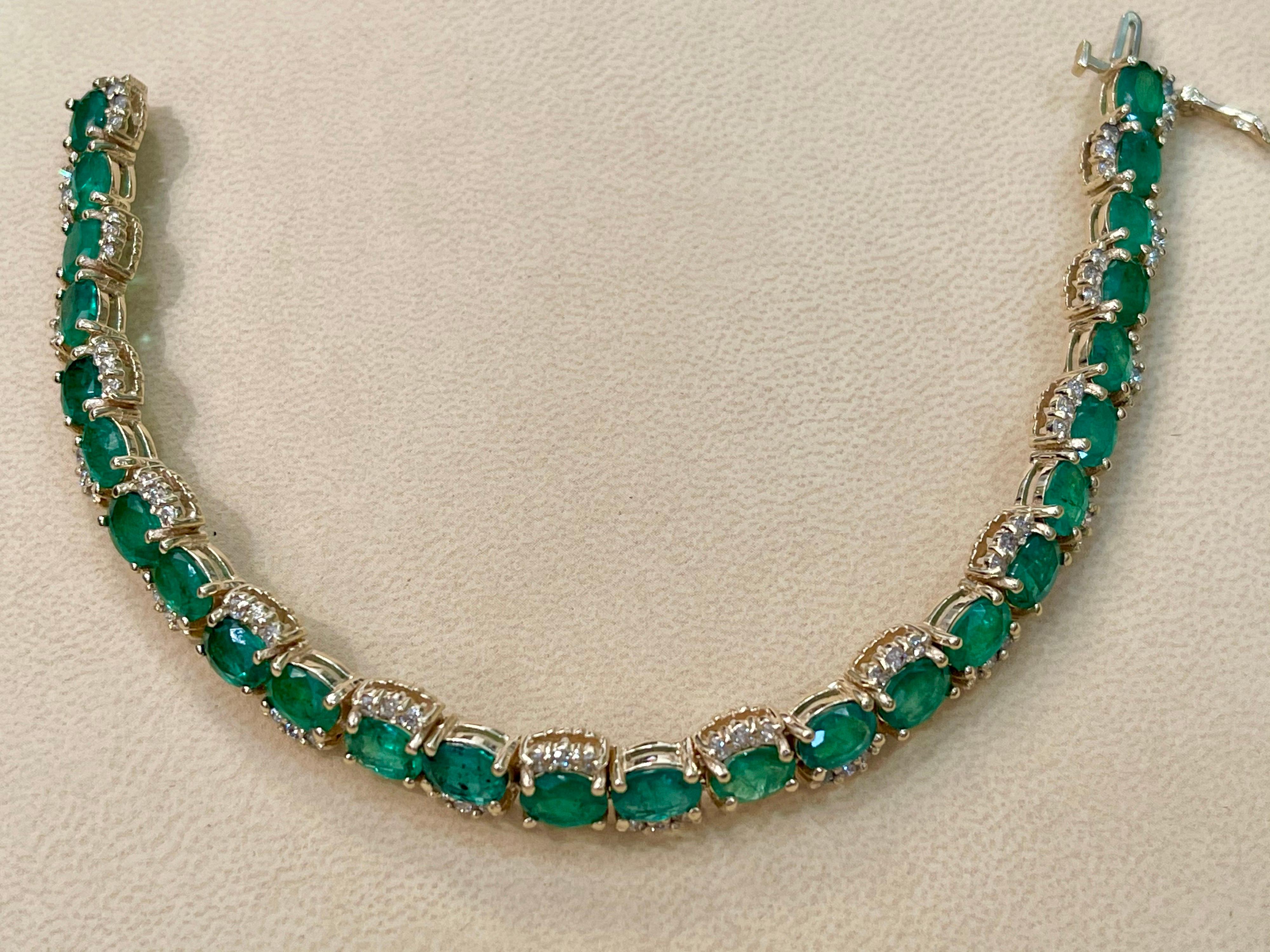 21 Carat Natural Brazil Emerald & 2.6 Ct Diamond Tennis Bracelet 14 Karat Y Gold In New Condition For Sale In New York, NY