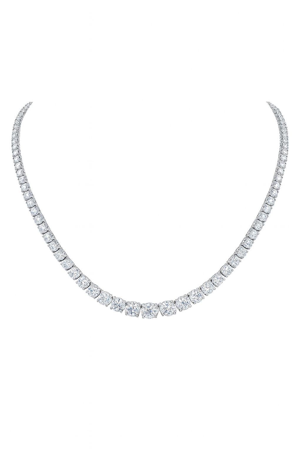 Collier de 21 carats en diamant 18k, gradation tennis Excellent état - En vente à Chicago, IL