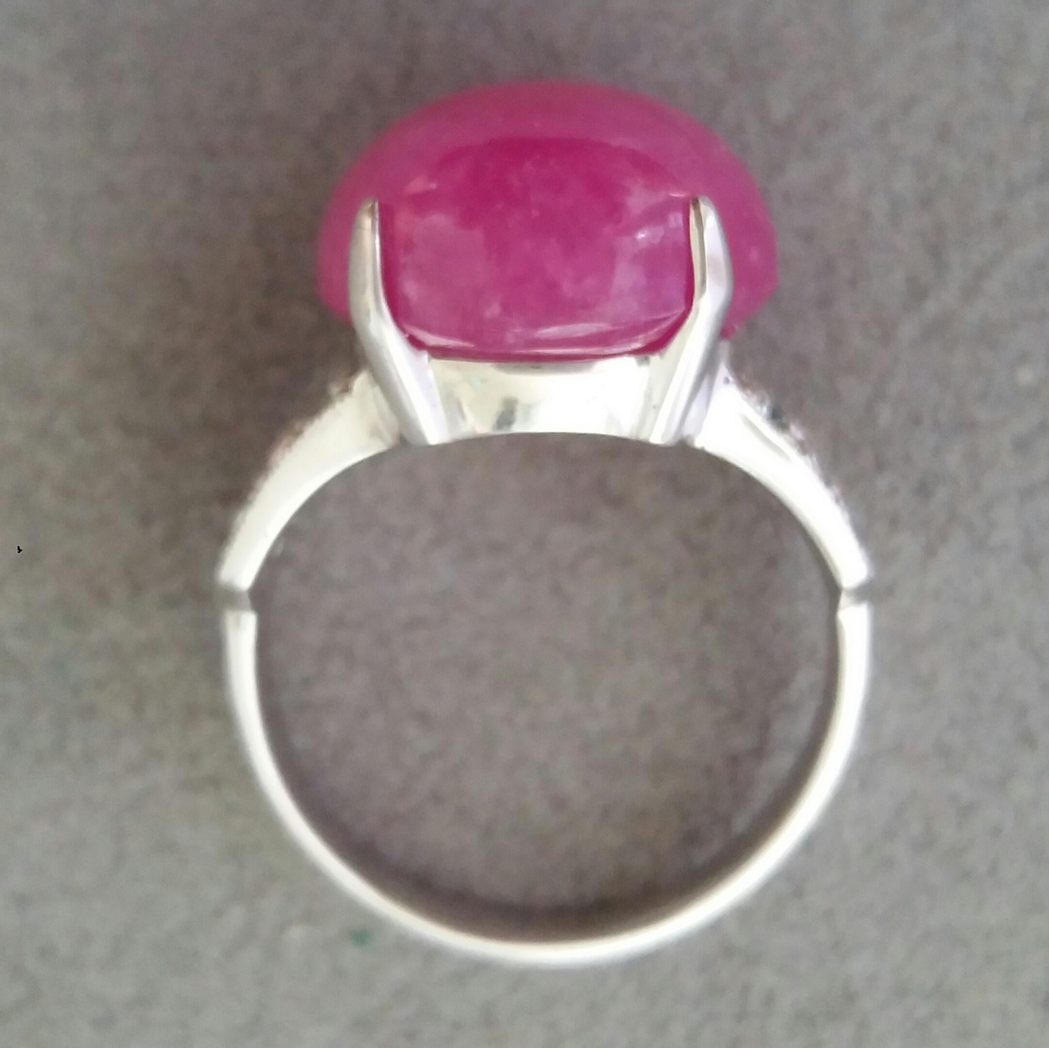 Art Deco Style Natural Ruby Oval Cab Gold Diamonds Black Enamel Cocktail Ring 3
