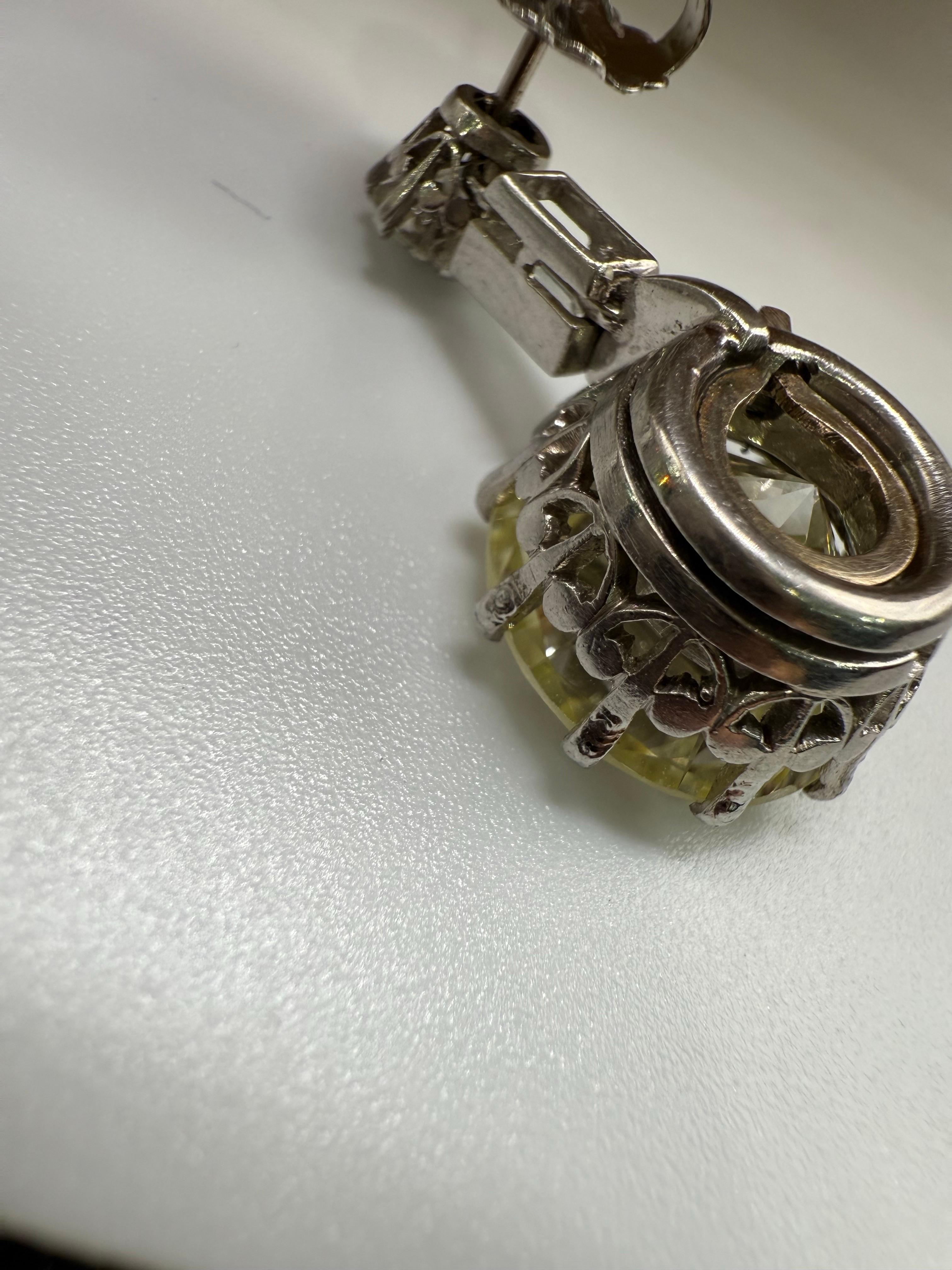 Orecchini con diamanti GIA da 21 carati Orecchini in oro bianco 18 carati RARO TROVAMENTO in vendita 4