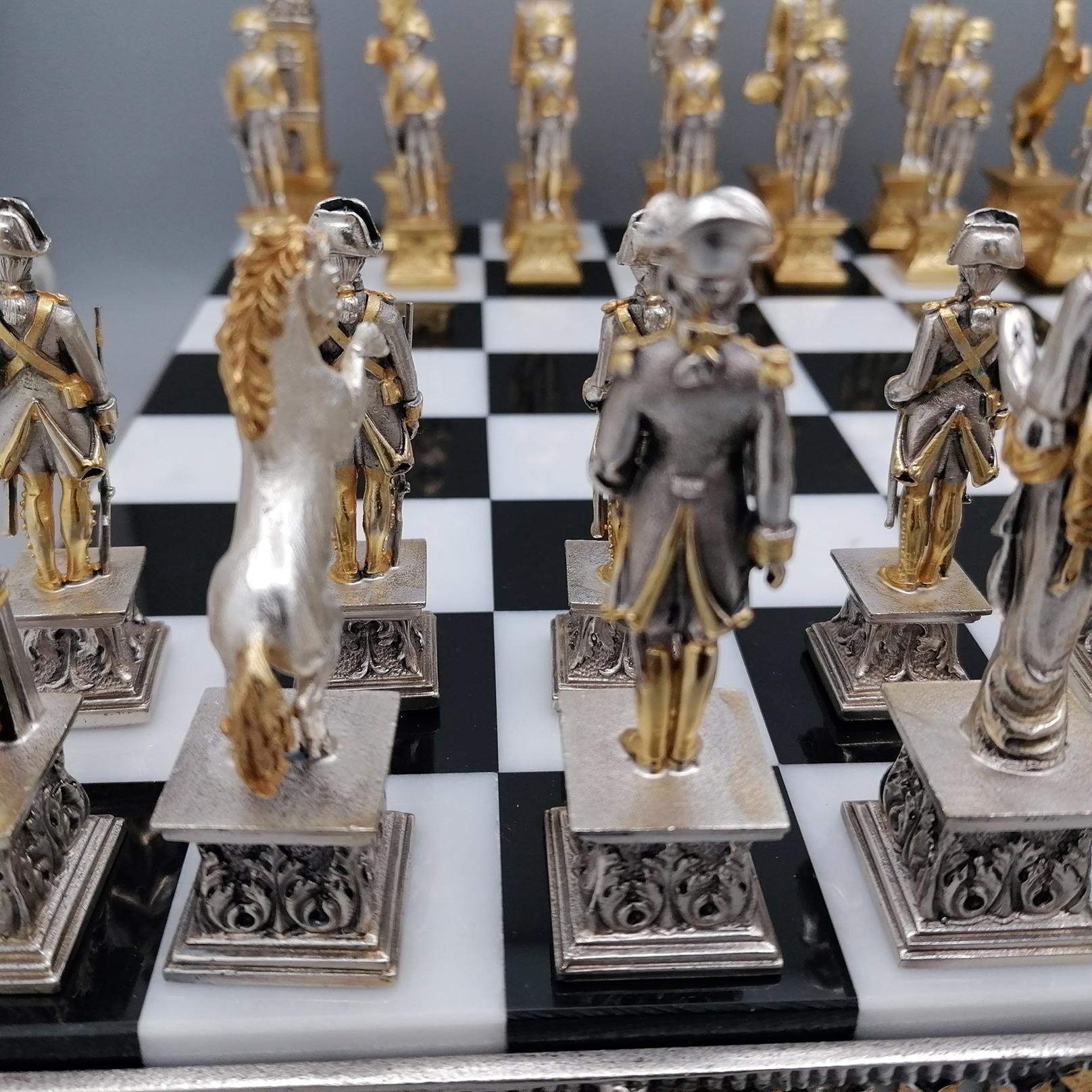 jeu d'échecs en laiton de style Empire italien du 21e siècle en vente 1