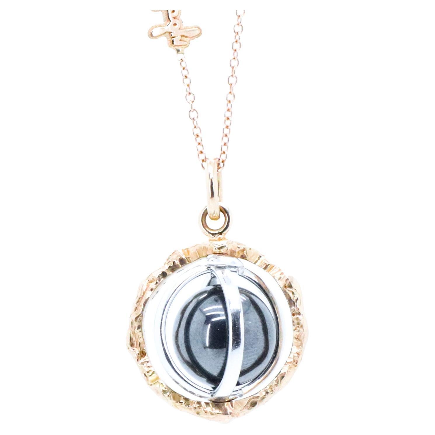 Collana Looping Essence in oro 18k Made in Italy con ematite e gemme mutevoli