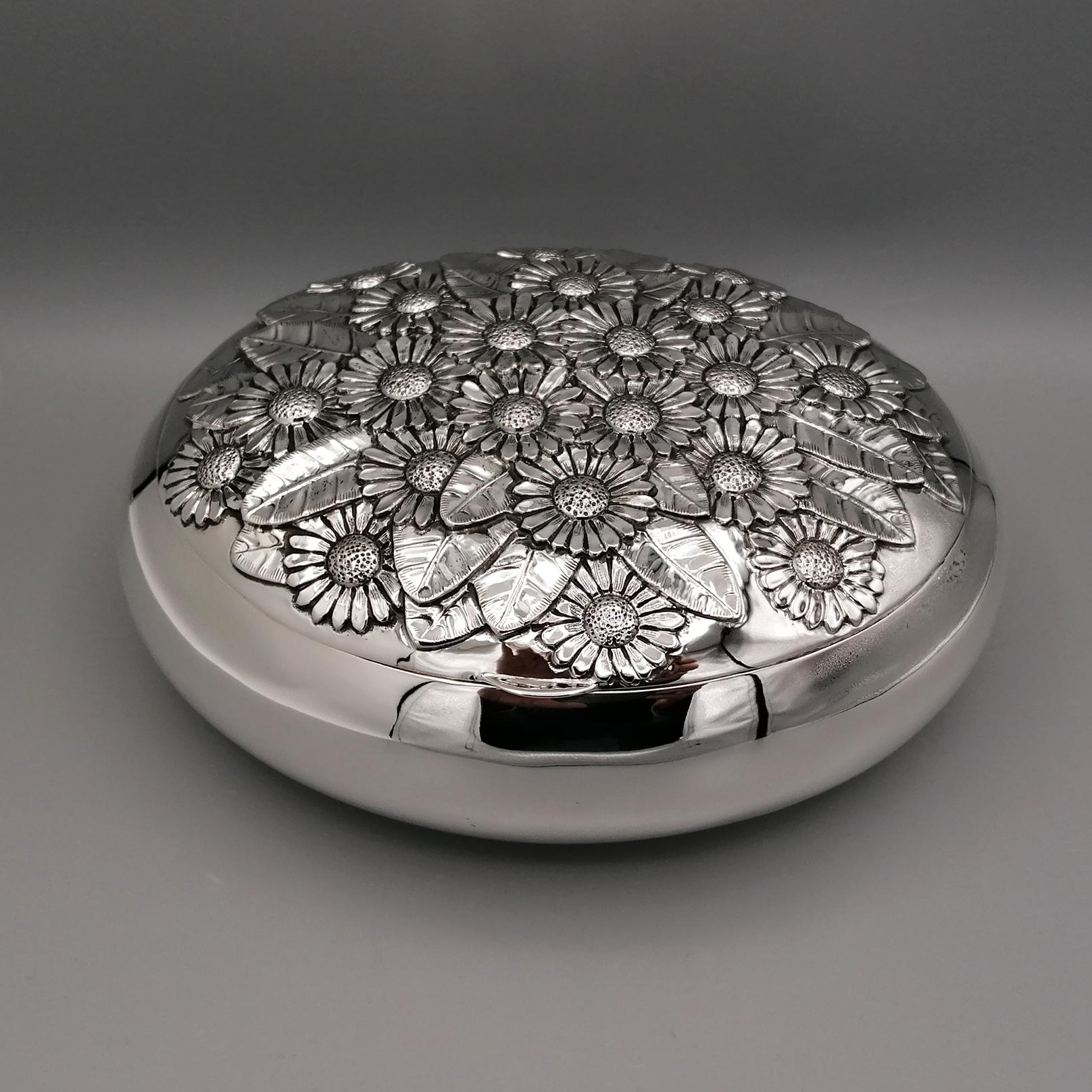 21° Century Italian 800 Solid Silver Decorative Box In New Condition For Sale In VALENZA, IT