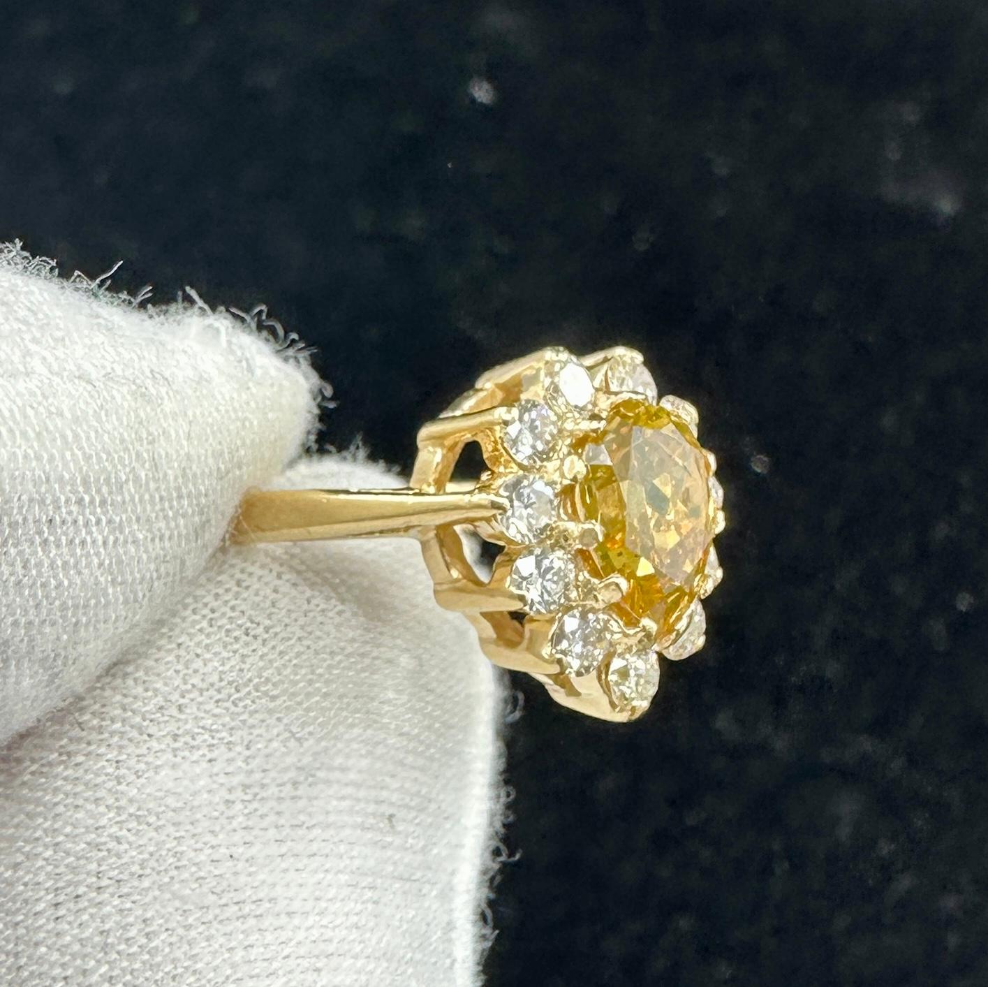2,1 CT Fancy Yellow Diamond Wedding Engagement Cocktail Ring Forma a pera in oro 14K in vendita 6