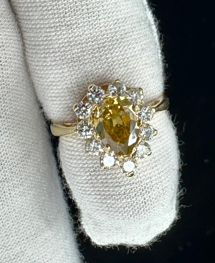 2,1 CT Fancy Yellow Diamond Wedding Engagement Cocktail Ring Forma a pera in oro 14K in vendita 3