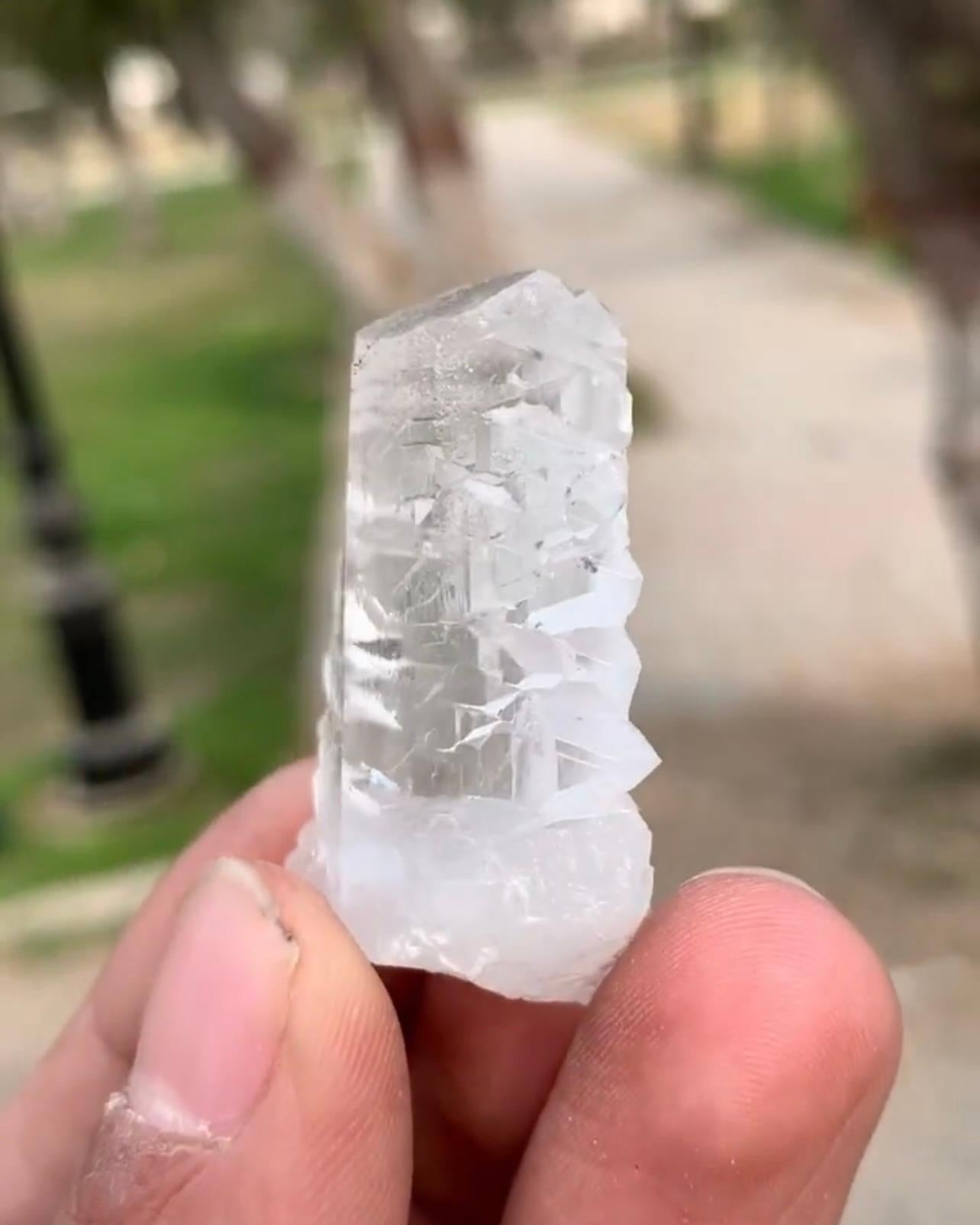 Modern 21 Grams Double Terminated Gwindel Quartz Crystal From Pakistan For Sale