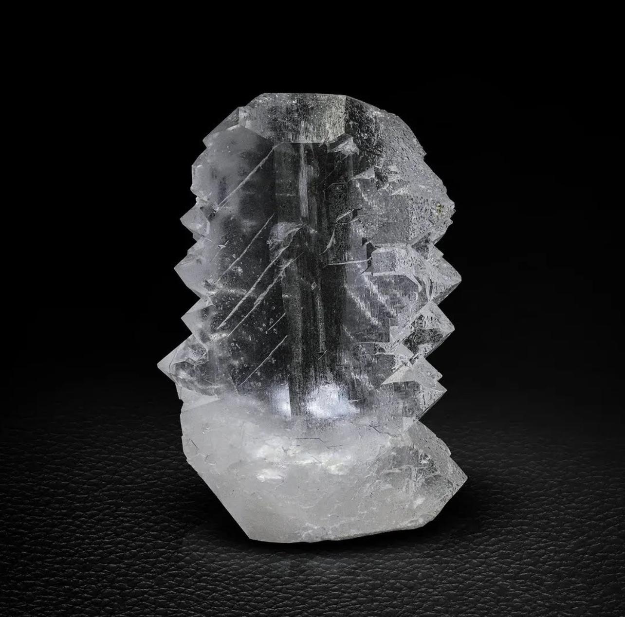 21 Grams Double Terminated Gwindel Quartz Crystal From Pakistan For Sale 1