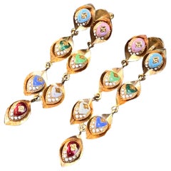 Boucles d'oreilles pendantes en or jaune 21 carats avec émail