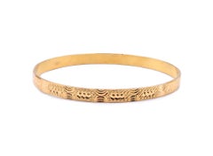 21 Karat Yellow Gold Ornate Bangle Bracelet