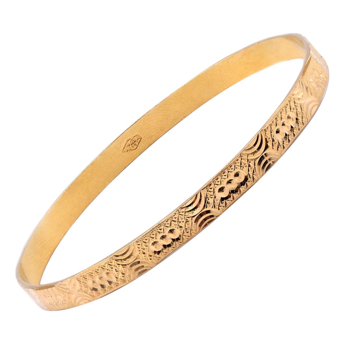 21 Karat Yellow Gold Ornate Bangle Bracelet