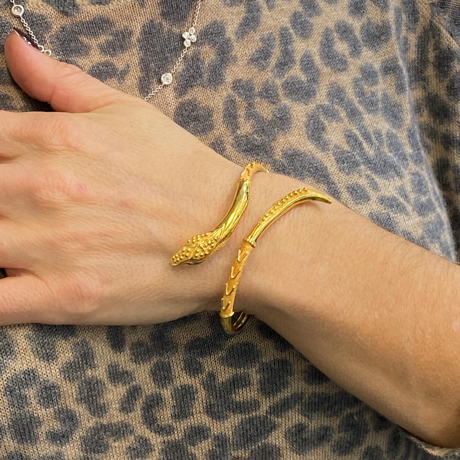 21 karat gold bracelet
