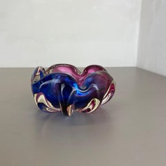 2, 1 kg Pink-Purple Murano Glass Bowl Element Shell Ashtray Murano, Italy, 1970s