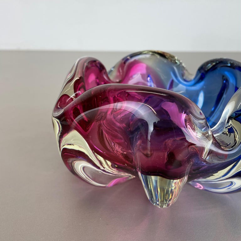 20th Century 2,1 kg Pink-Purple Murano Glass Bowl Element Shell Ashtray Murano, Italy, 1970s For Sale
