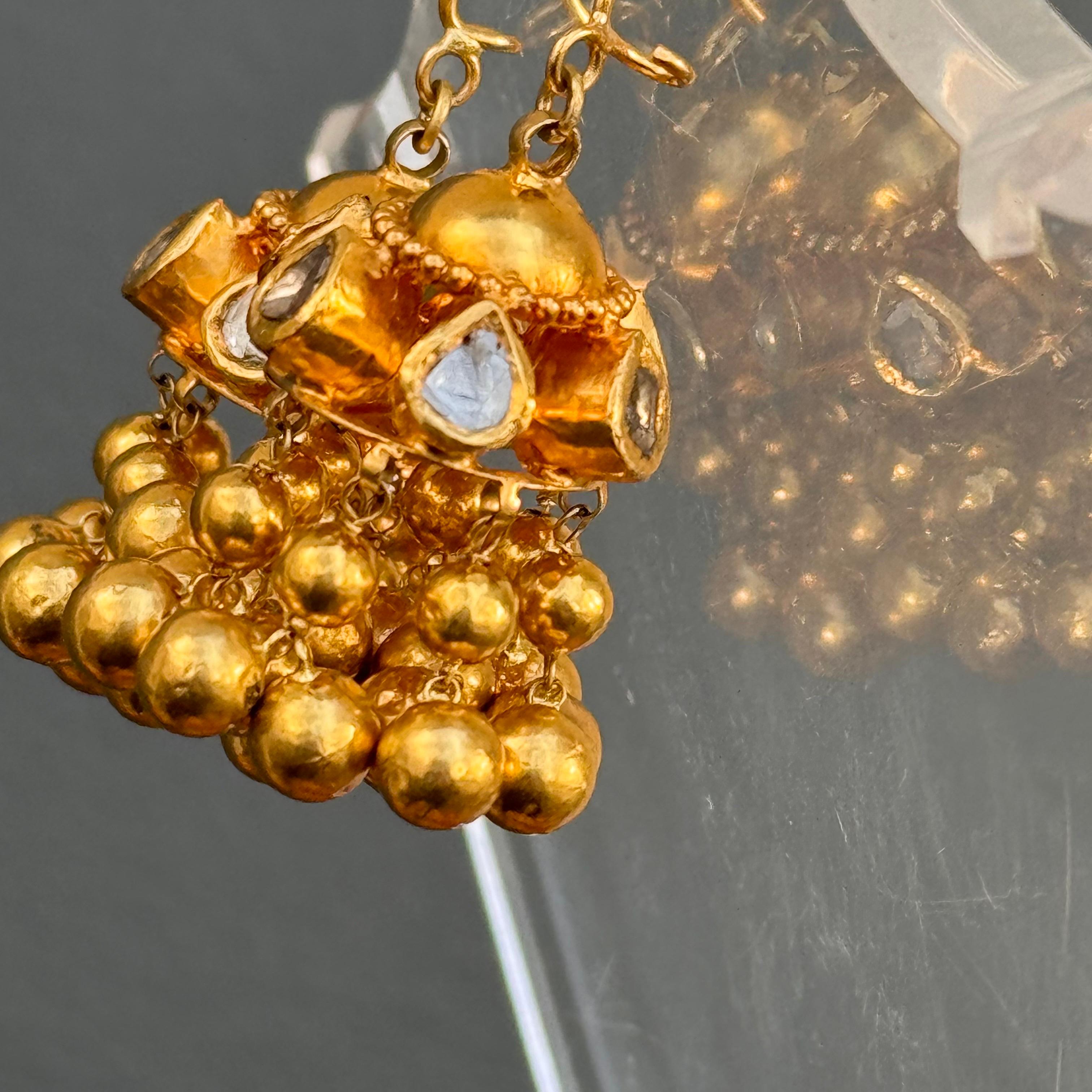 Or massif 21 kt Diamant  Boucles d'oreilles chandelier  en vente 8