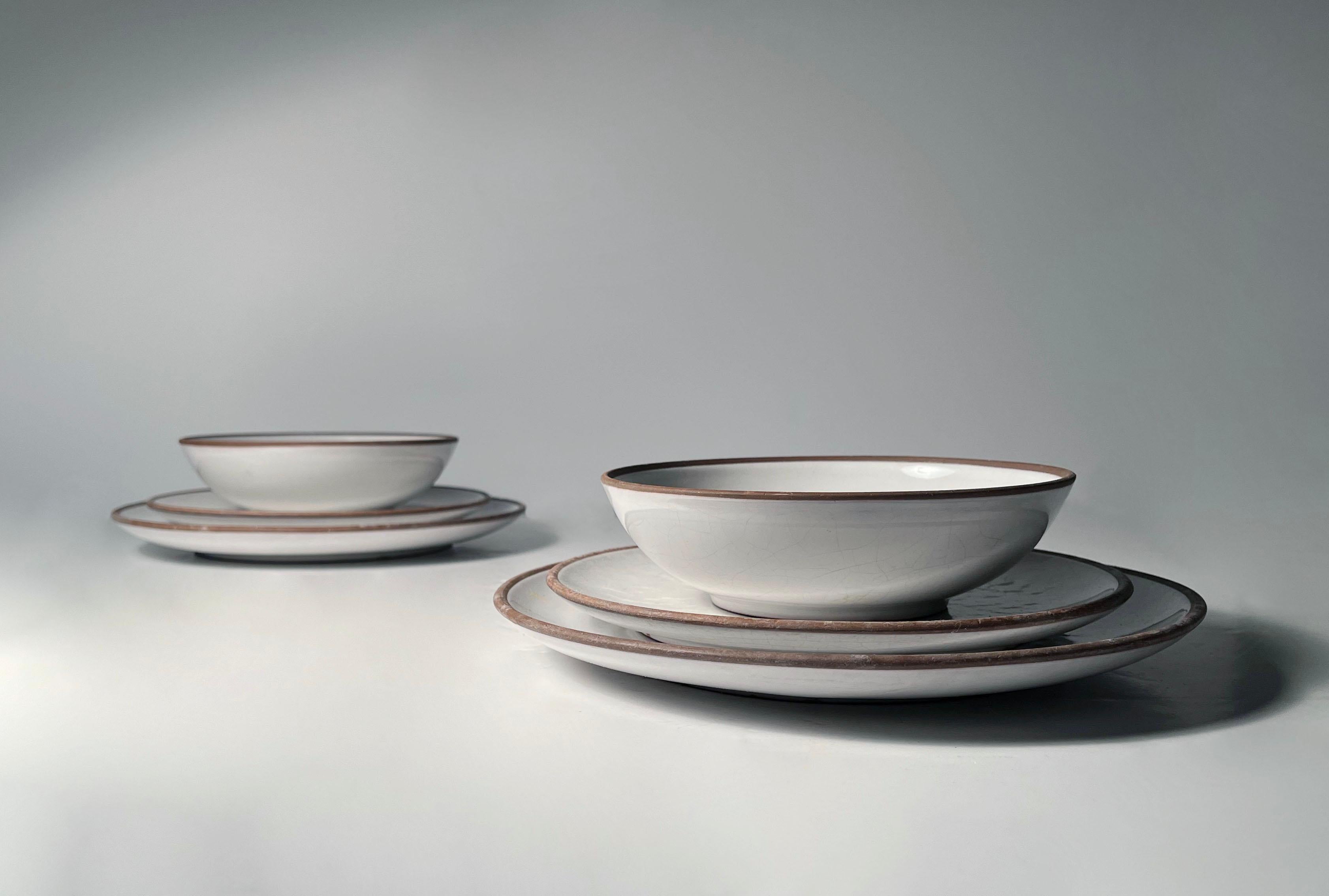 21 Piece Collection of German Bauhaus Pottery by KMK / manner of Otto Lindig For Sale 1
