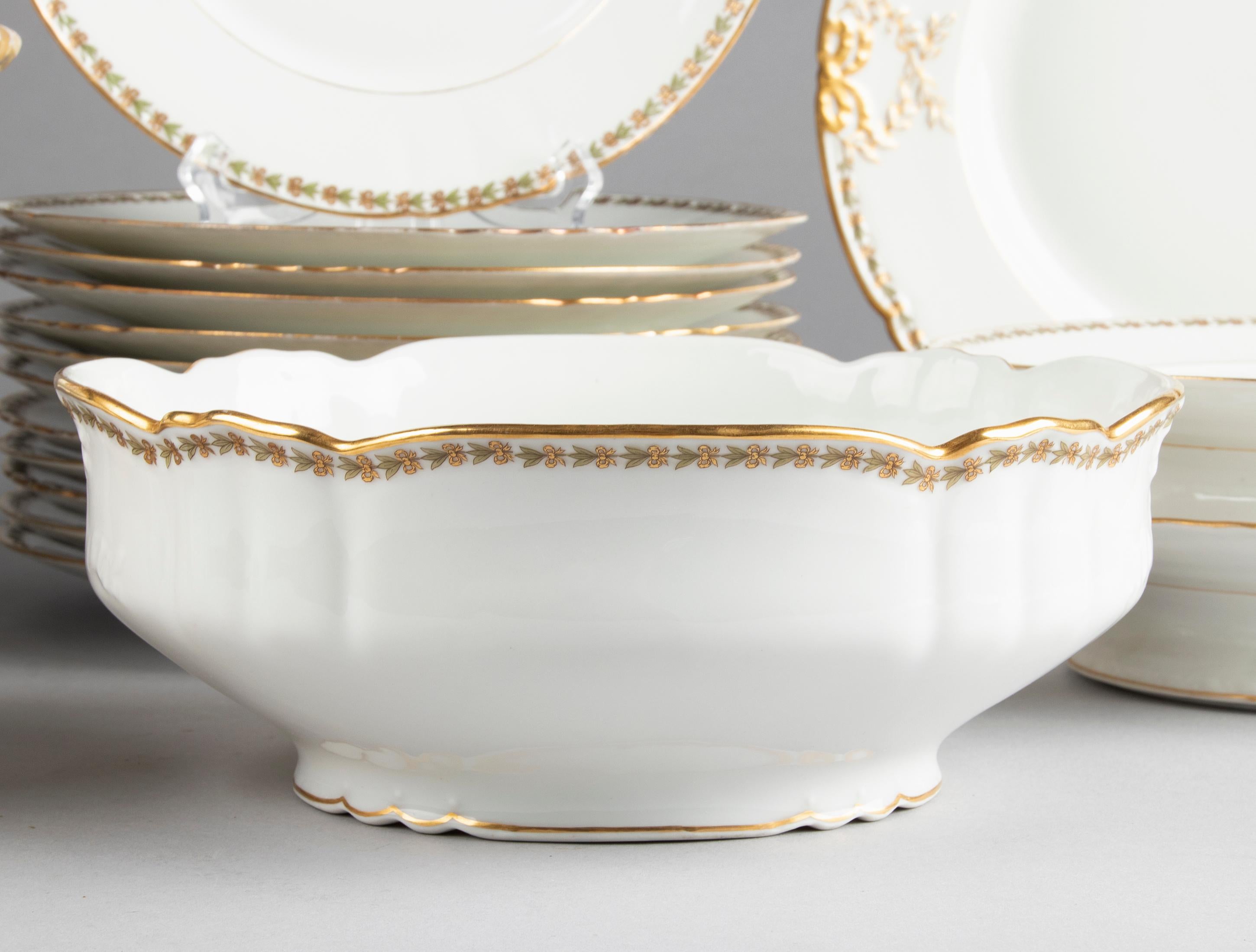 Mid-20th Century 21-Piece Early 20th Century Porcelain Dinner Set Made by Limoges