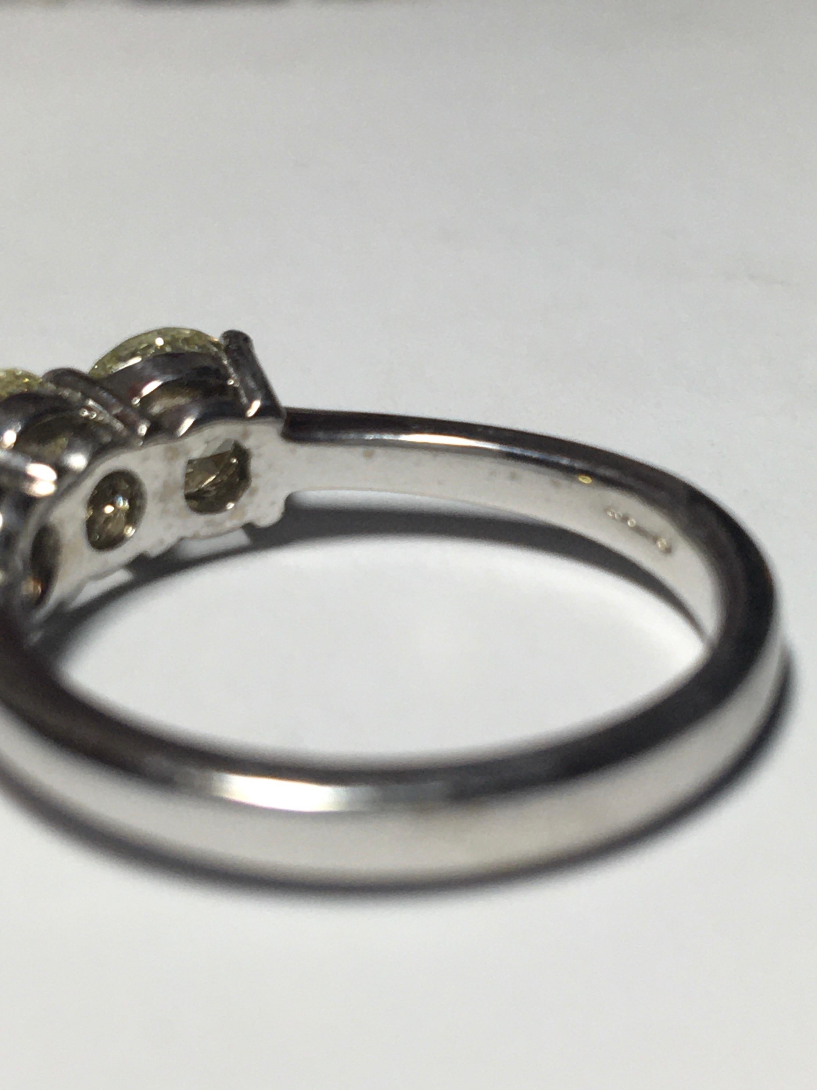 Modern 2.10 Carat 18 Karat Engagement Round Diamond Trilogy 4 Prongs Three-Stones Ring For Sale