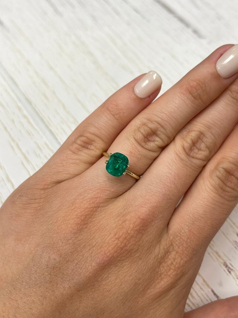 2,10 Karat 8x7 Vivid Muzo Grün Kolumbianischer Smaragd - Kissenschliff Echter Edelstein Mai im Angebot 1