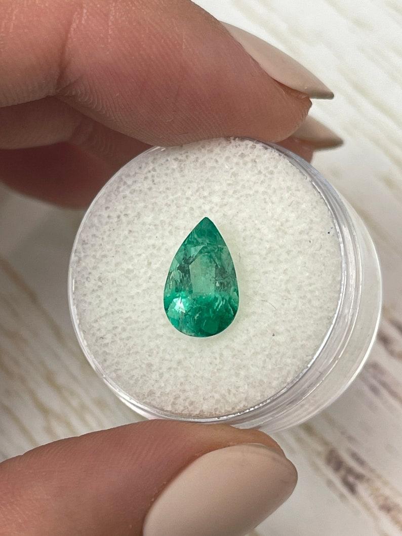 Modern 2.10 Carat Bi-Color Green Colombian Emerald - Pear-Cut May Birthstone Gem For Sale