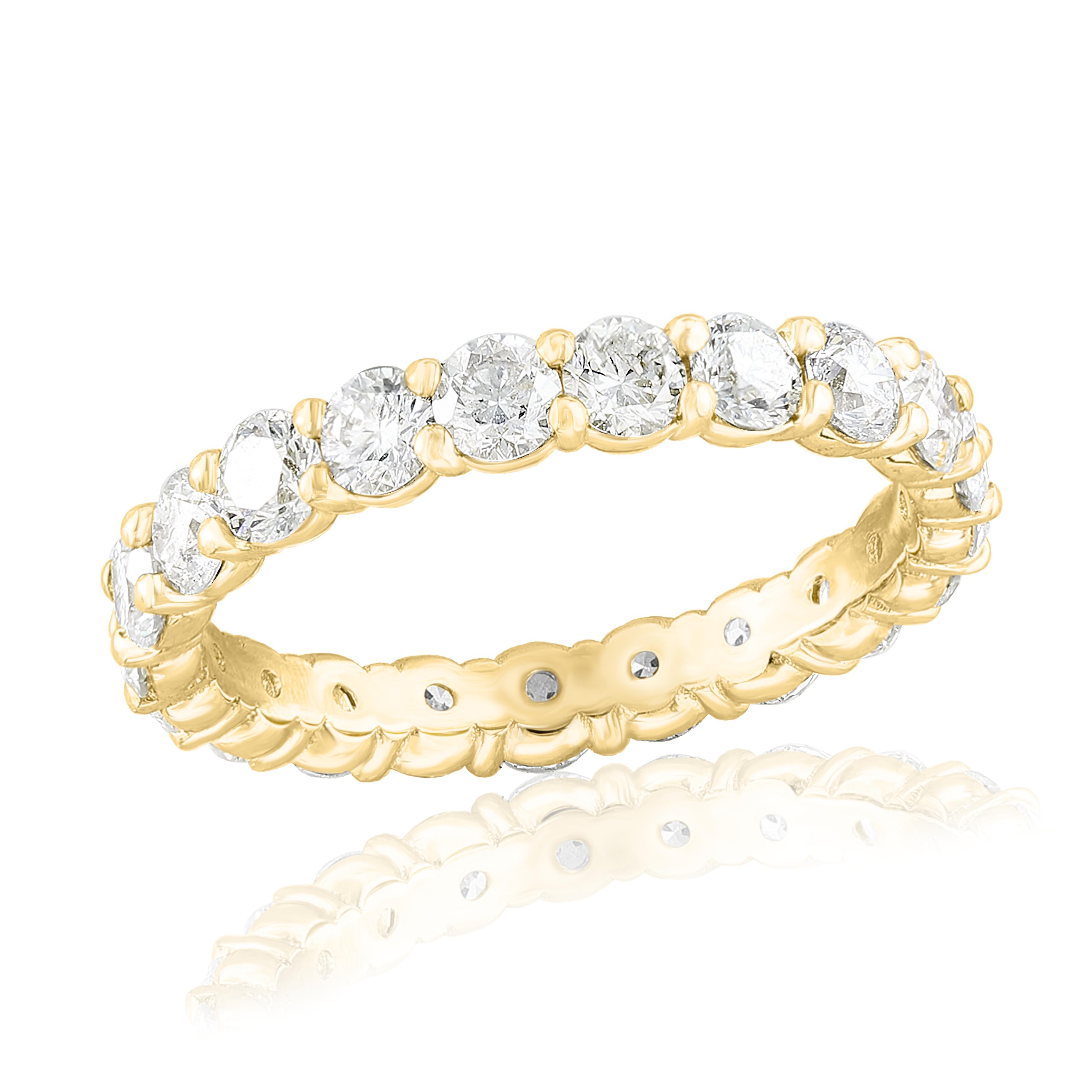 2,10 Karat Brillantschliff Runder Diamant Eternity Band in 14K Gelbgold