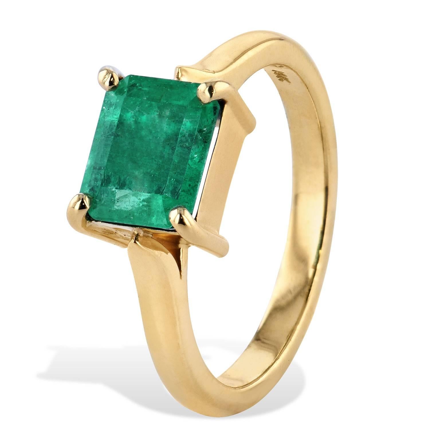 Enjoy this previously loved 2.10 carat, four-prong set, emerald cut emerald ring fashioned in 14 karat yellow gold (size 7.25). Become submerged into the deep pool of green. It is currently sized at 7.25.
Resizing is available upon request. 