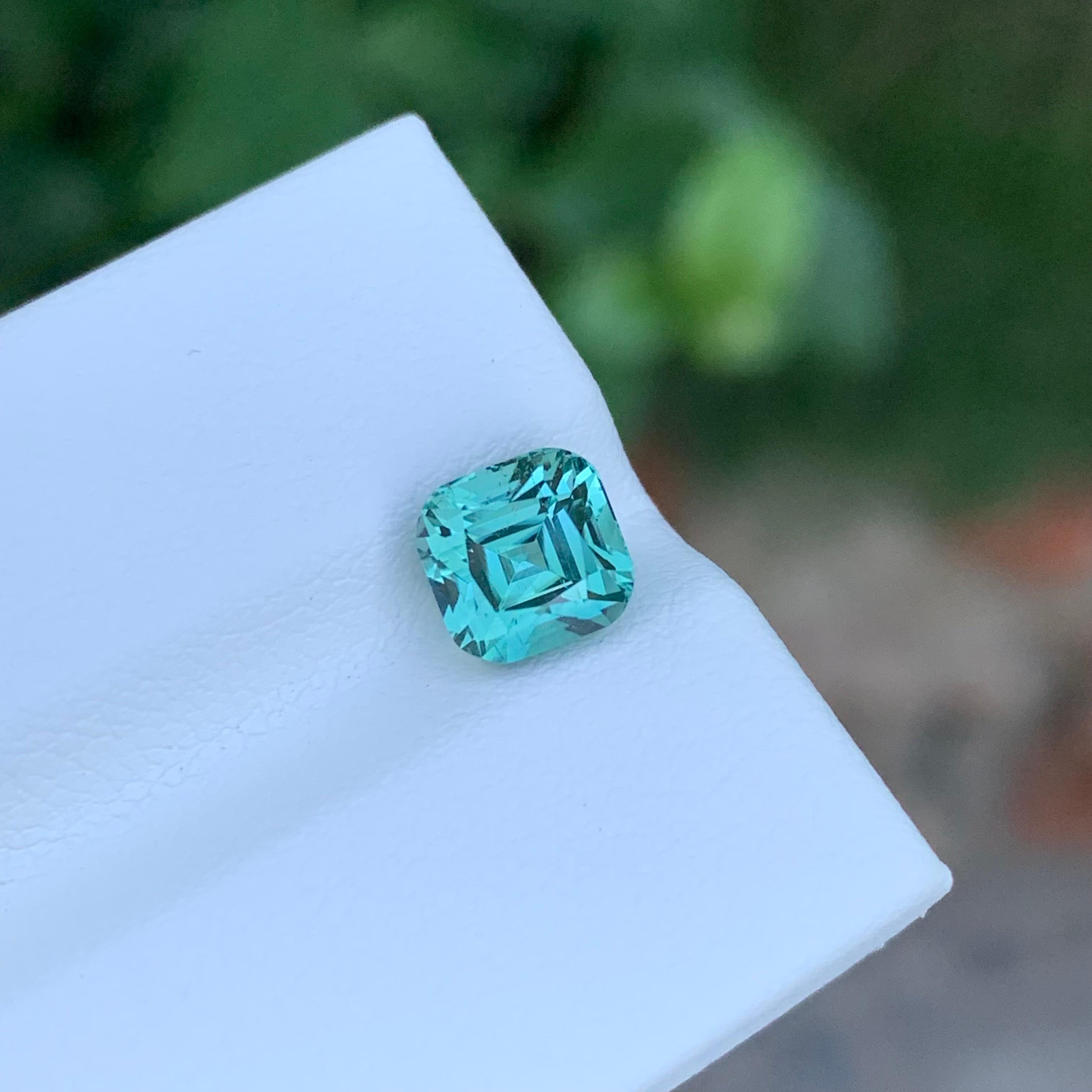 Tourmaline écume de mer naturelle véritable taille coussin de 2,10 carats Unisexe en vente