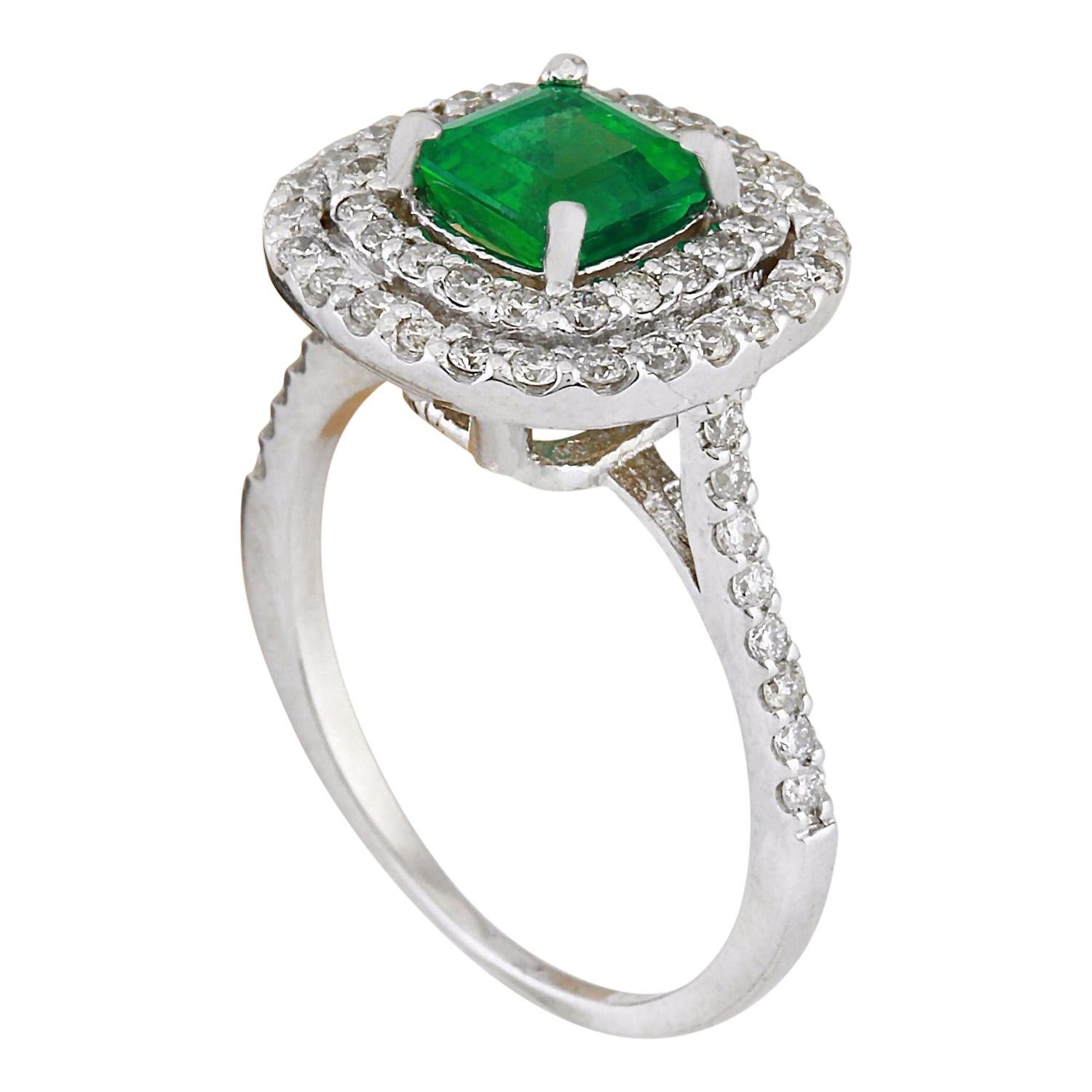 2.10 Carat Natural Emerald 14 Karat Solid White Gold Diamond Ring In New Condition For Sale In Los Angeles, CA