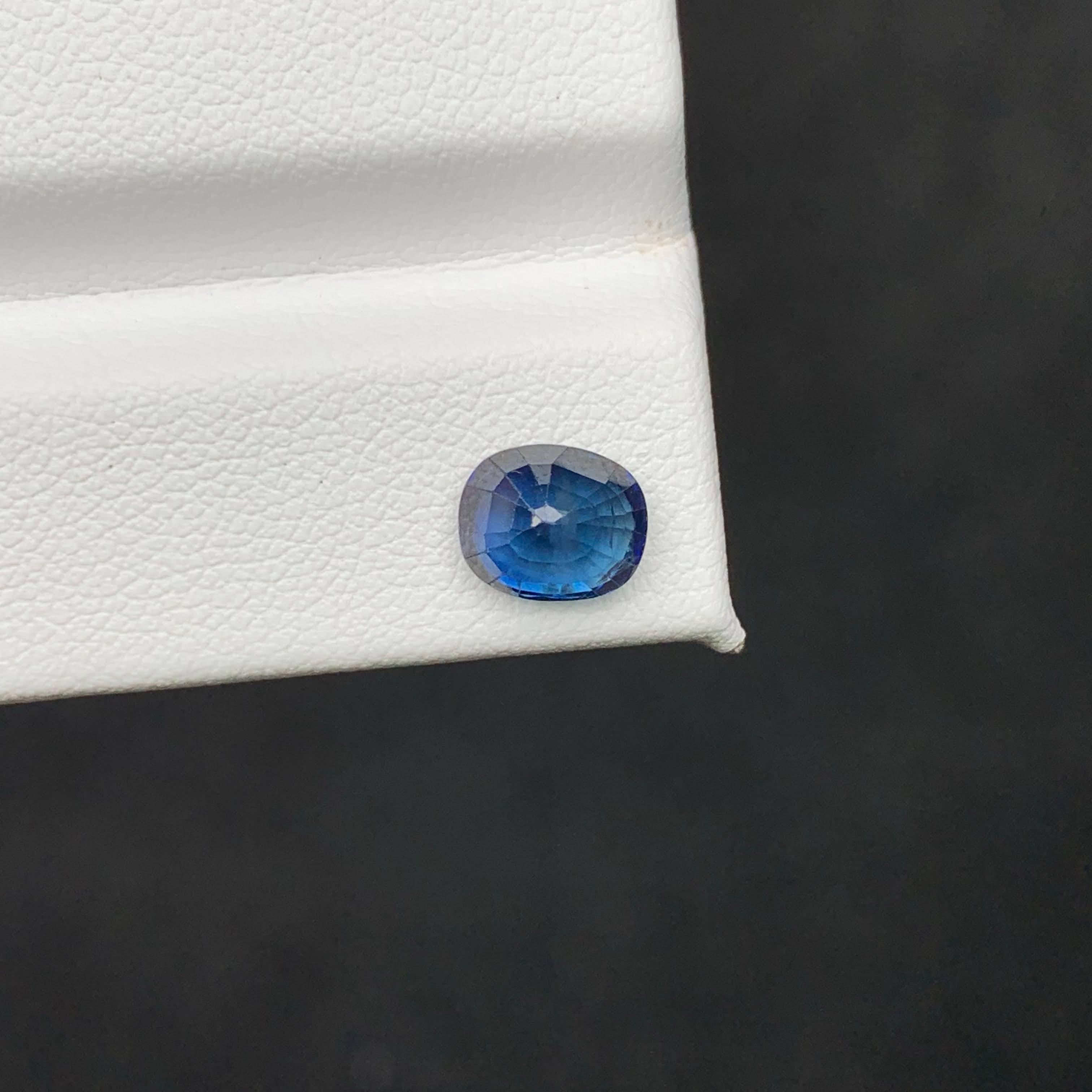 2.10 Karat natürlicher loser tiefblauer Saphir Stein Ovalschliff Sri Lanka Edelstein im Angebot 7