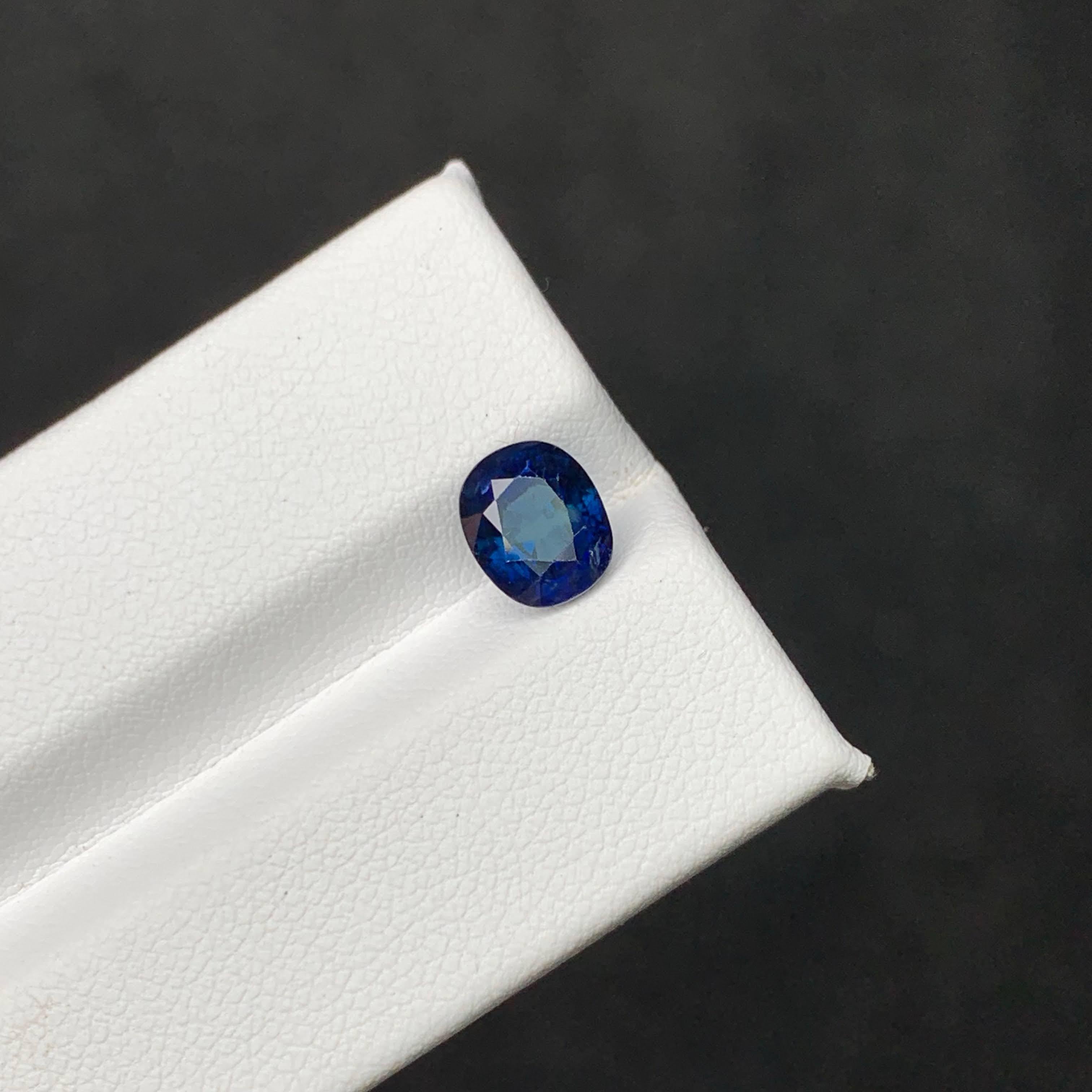 2.10 Karat natürlicher loser tiefblauer Saphir Stein Ovalschliff Sri Lanka Edelstein im Angebot 2