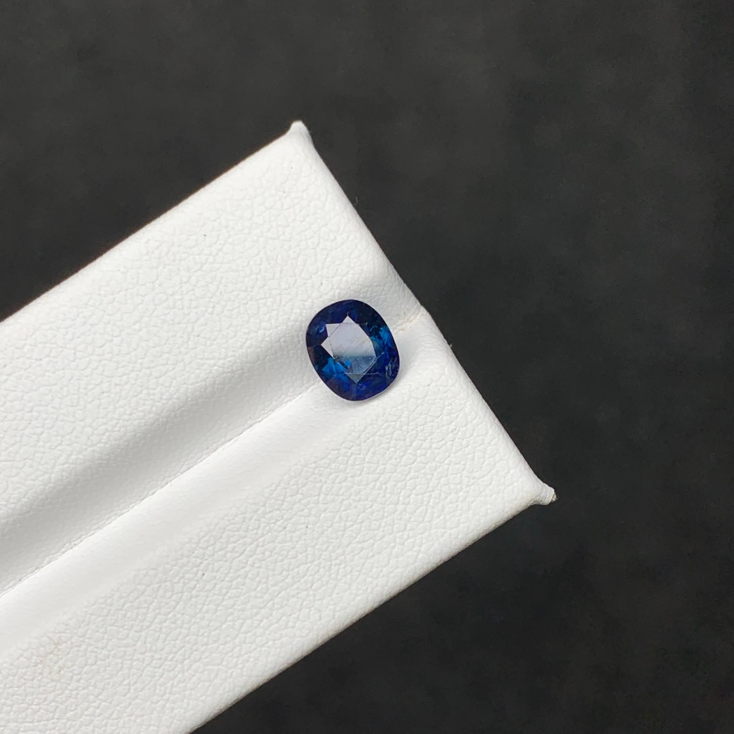 2.10 Karat natürlicher loser tiefblauer Saphir Stein Ovalschliff Sri Lanka Edelstein im Angebot 3