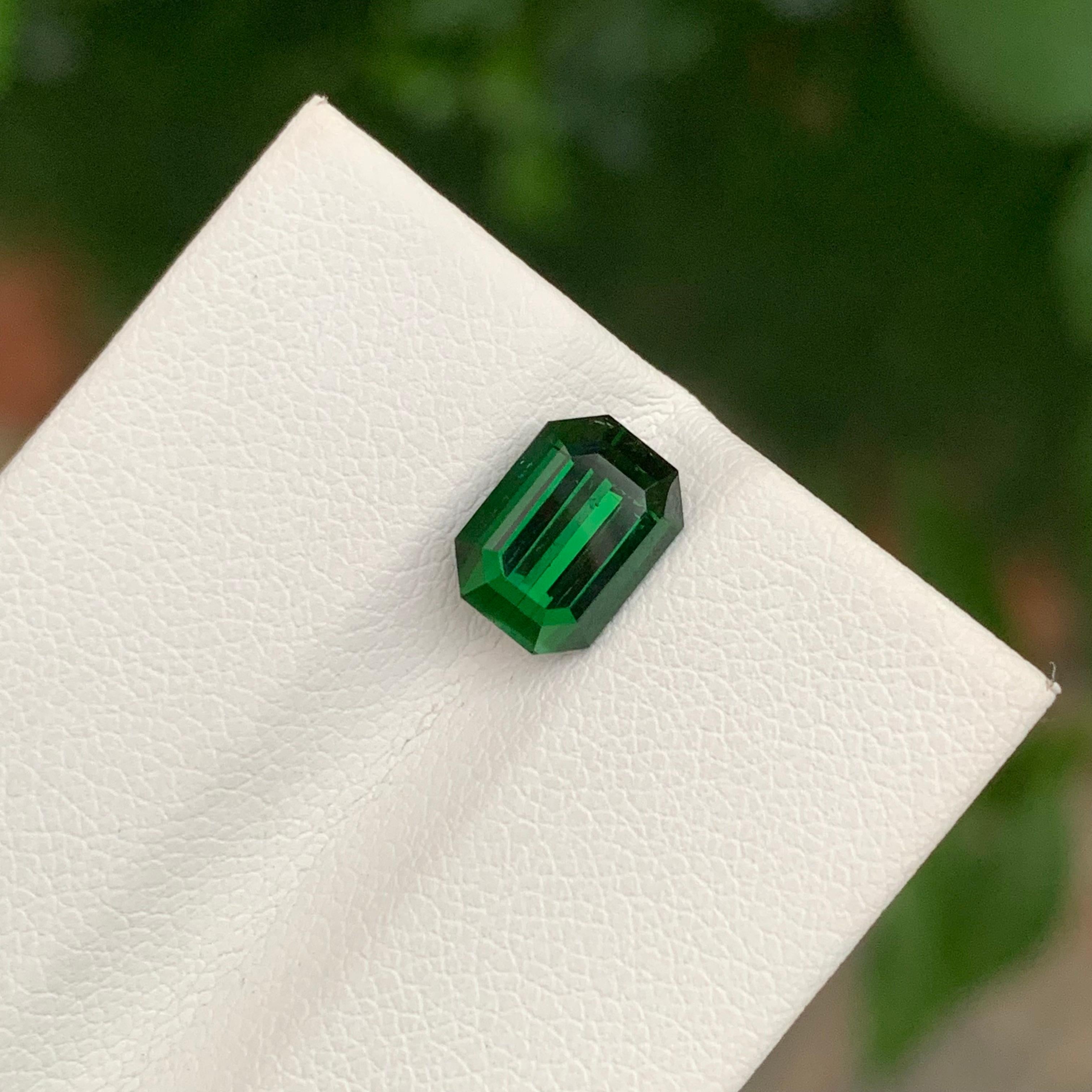 2.10 Carat Natural Loose Green Tourmaline Octagon Shape Gem Neuf - En vente à Peshawar, PK