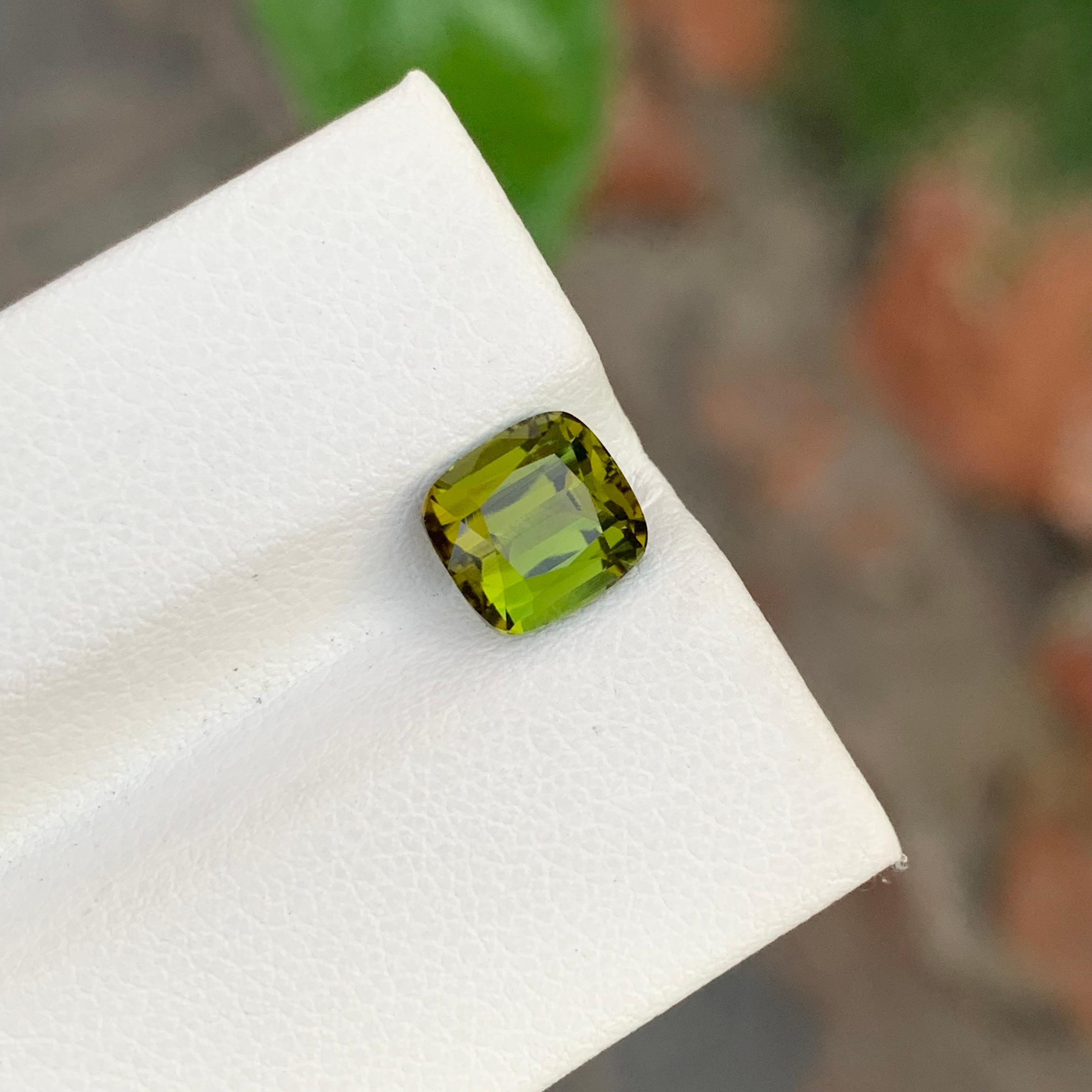 2.10 Karat natürlicher loser grüner Turmalin in Kissenform in Kissenform für Schmuck im Angebot 4