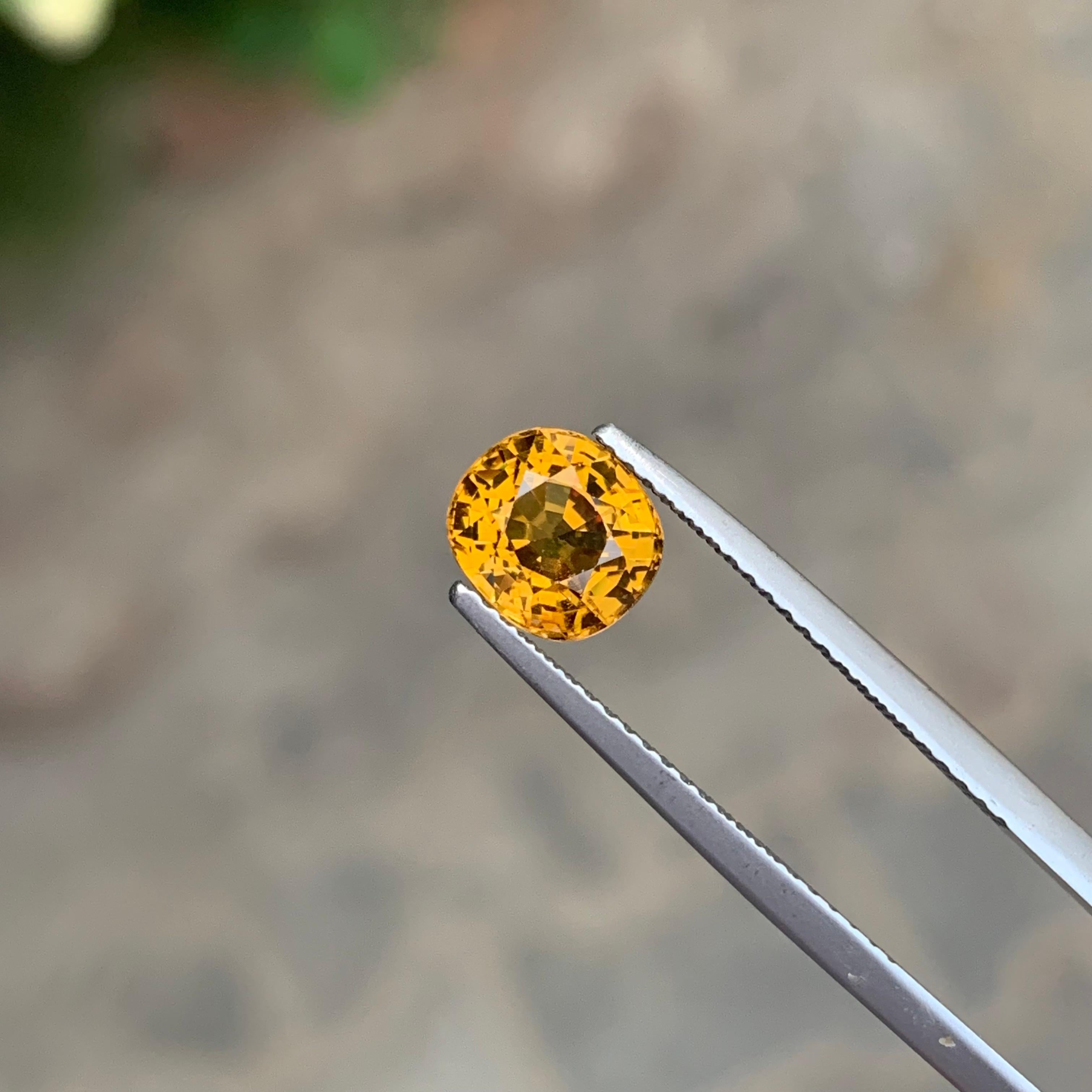 2.10 Carat Natural Loose Mali Garnet Cushion Shape Gemstone For Sale 3