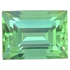 2.10 Carat Natural Loose Mint Green Tourmaline Baguette Cut Afghan Gemstone (pierre précieuse afghane)