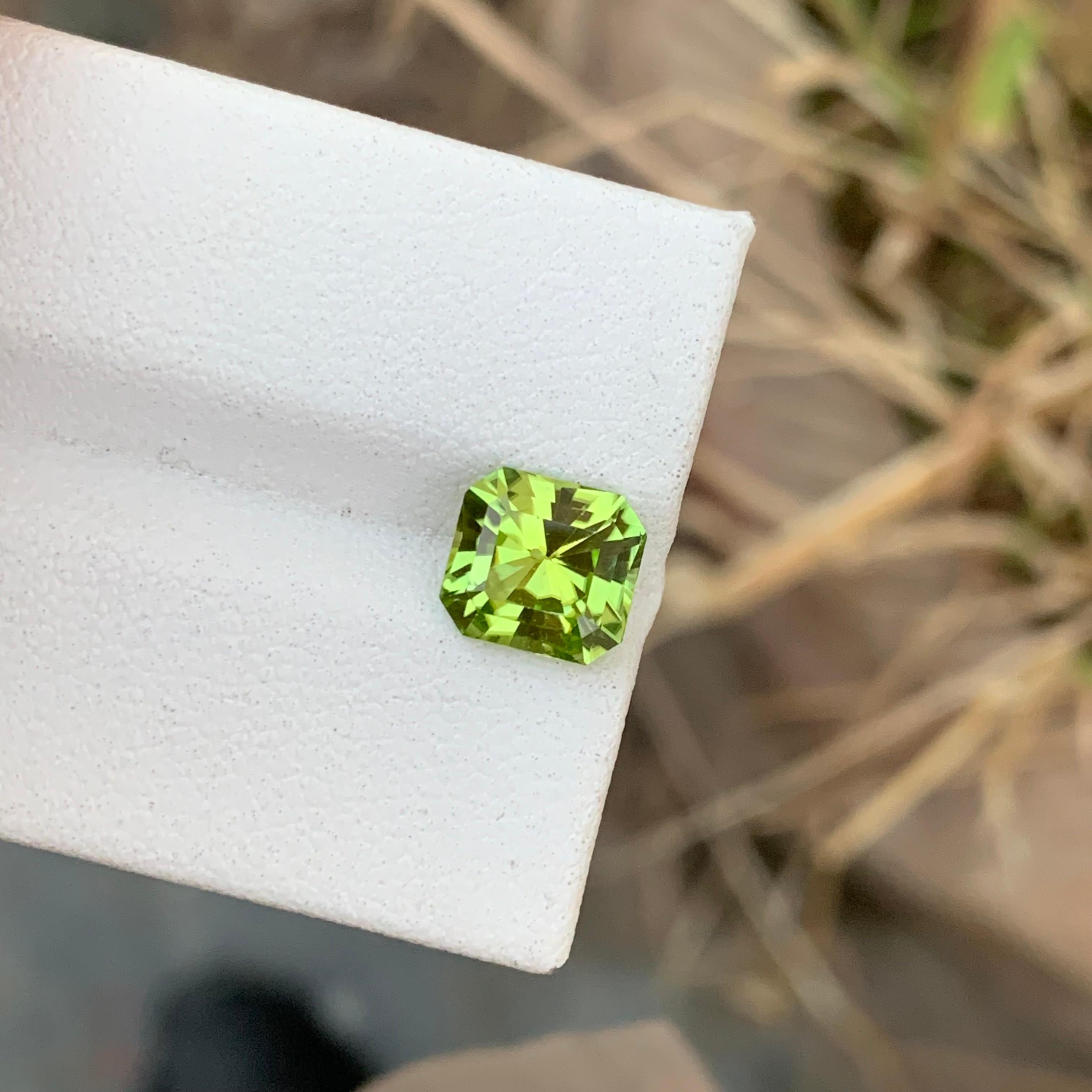 2.10 Carat Natural Loose Peridot Emerald Shape Gem From Earth Mine  For Sale 3