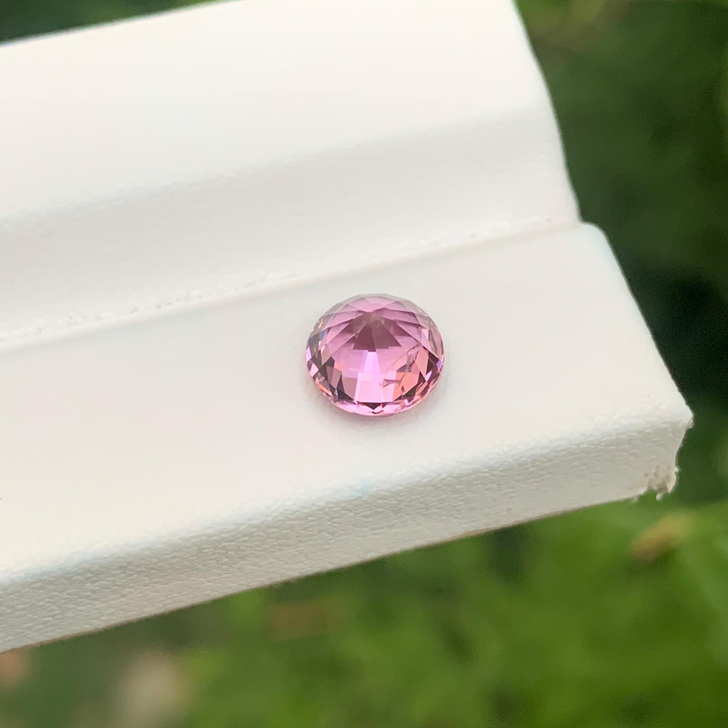 2.10 Carat Natural Loose Pink Spinel Round Shape Gemstone (pierre précieuse de forme ronde) en vente 3