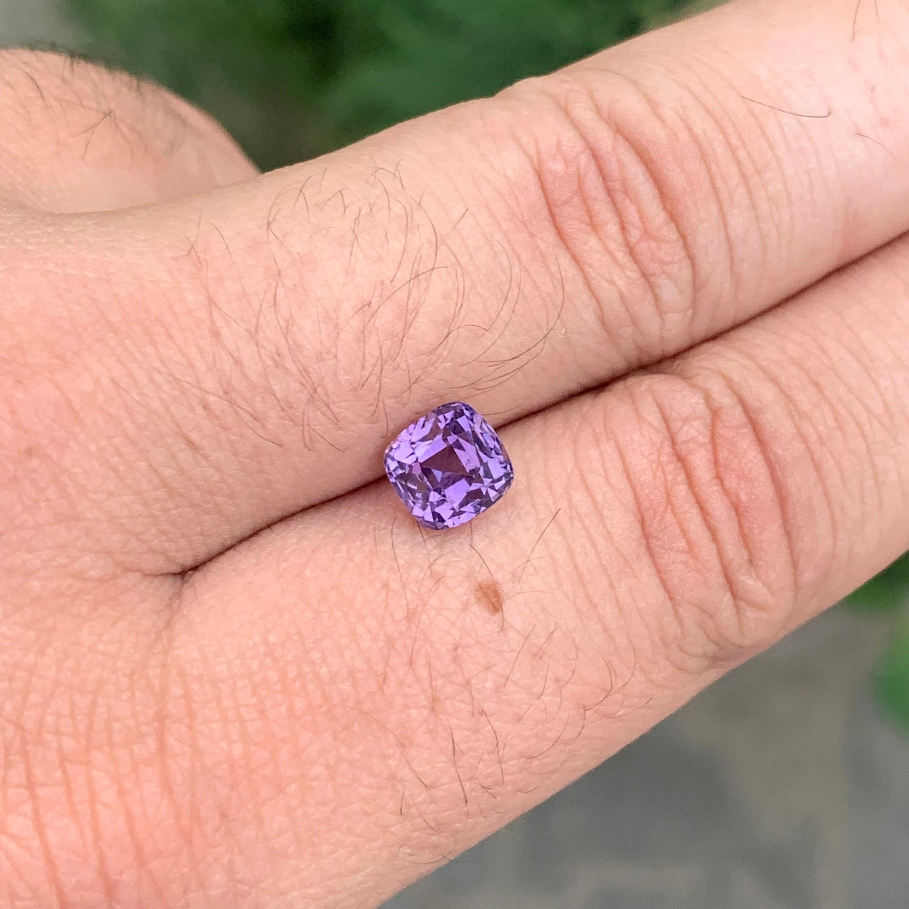 2.10 quilates de espinela púrpura natural suelta en forma de cojín en venta 5