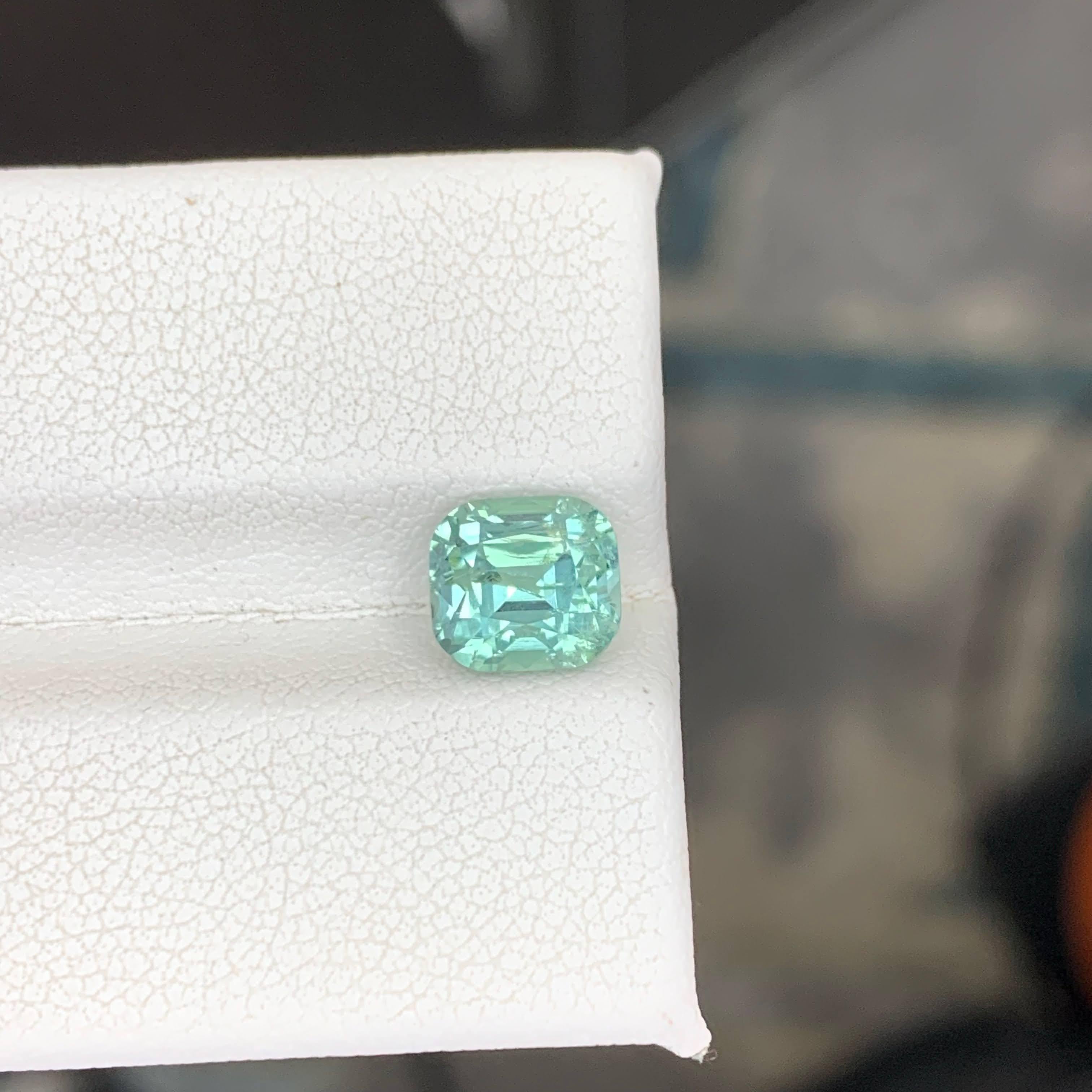 2.10 Carat Natural Loose Sea Foam Color Tourmaline Cushion Cut Afghan Gemstone (pierre précieuse afghane) en vente 5