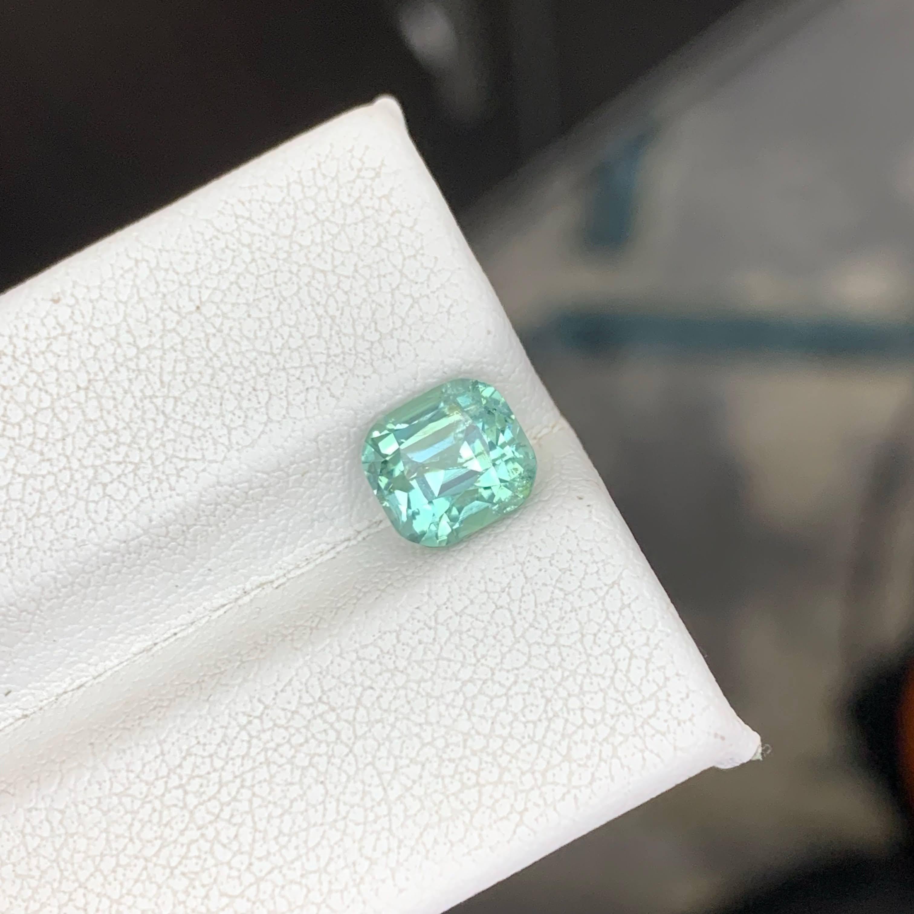 2.10 Carat Natural Loose Sea Foam Color Tourmaline Cushion Cut Afghan Gemstone (pierre précieuse afghane) en vente 2